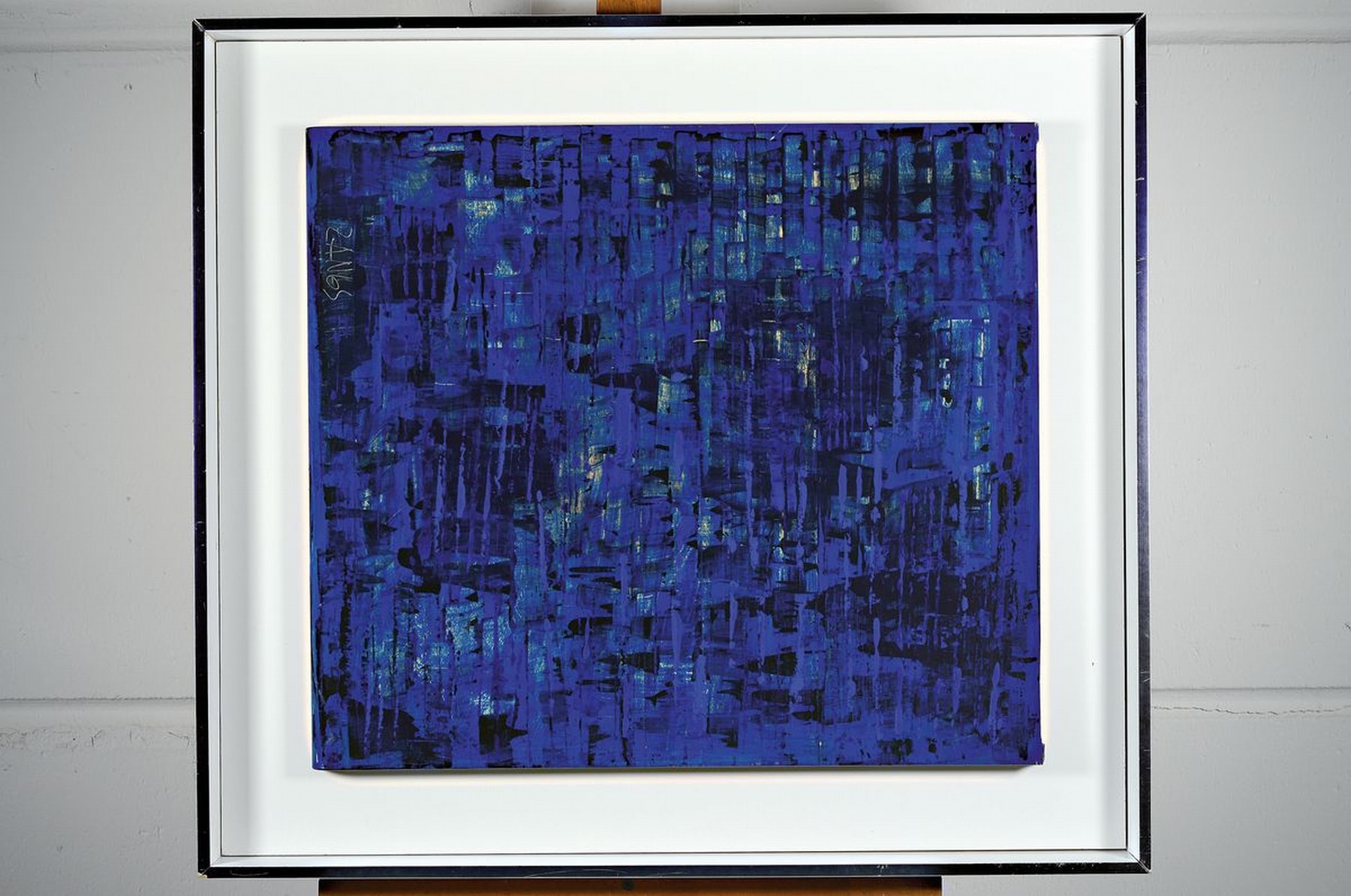Detail k: Herbert Zangs, 1924 - 2003, Acryl auf schwerer Leimholzplatte, "Blau-Schwarze Reihung", unten links signiert ( in die nasse Farbe gekratzt) ...