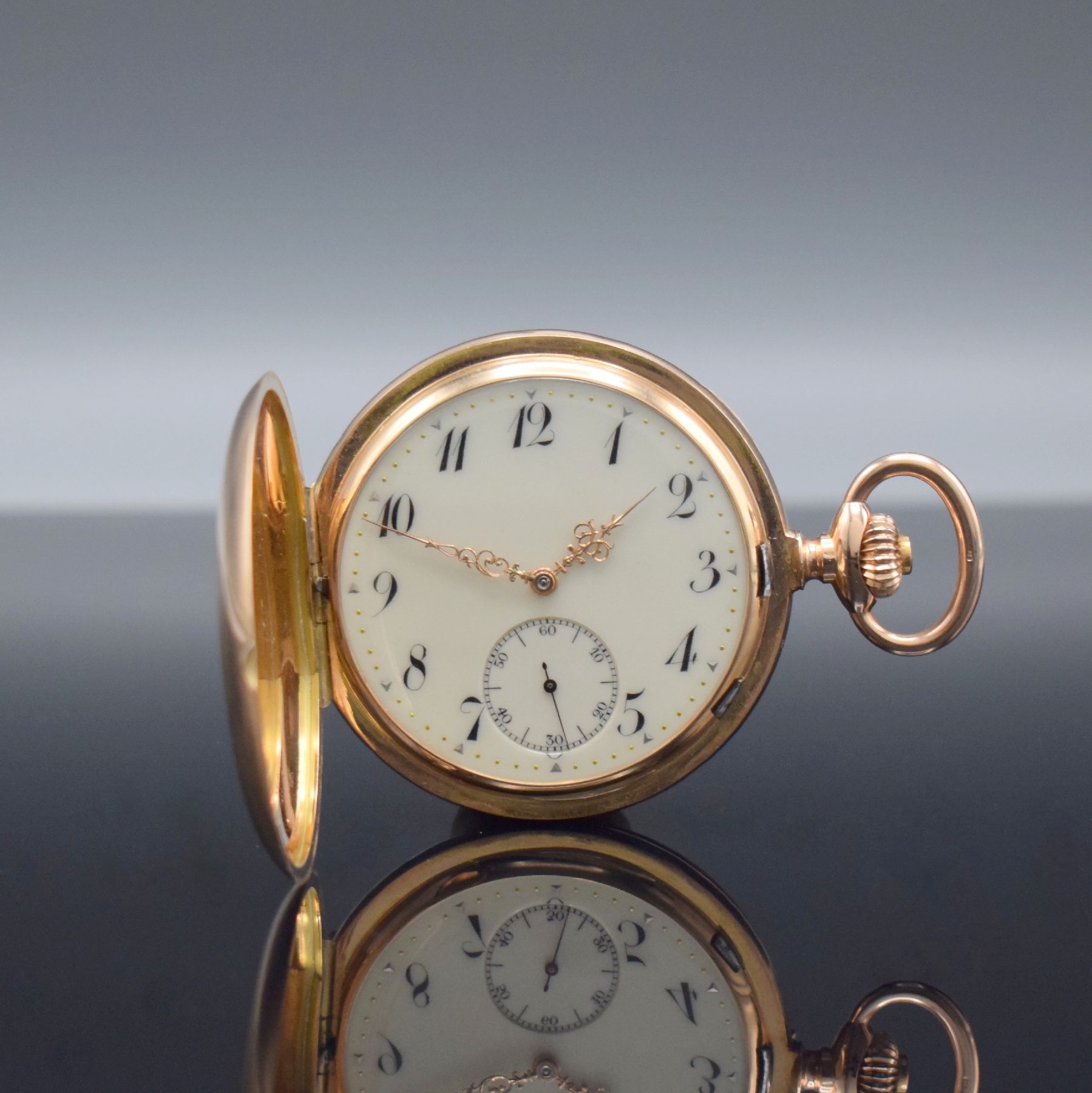 Savonette mit hochfeinem Präzisionsankerwerk, Schweiz um 1900, massives 3-Deckel Goldgeh. mit a-goutte Schlüsse dell., Sprungdeckel mit Monogramm, ...