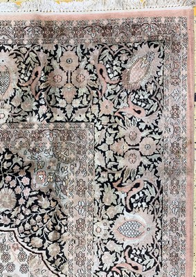 26188076f - Kaschmir Seide Palastteppich, Indien, um 1960, Flor Seidig, ca. 550 x 370 cm, EHZ: 3 ...