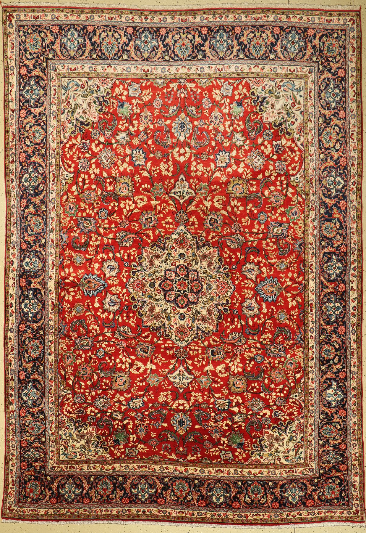 Sarogh alt, Persien, um 1950, Wolle auf Baumwolle, ca. 357 x 247 cm, EHZ: 2-3 (gereinigt)
