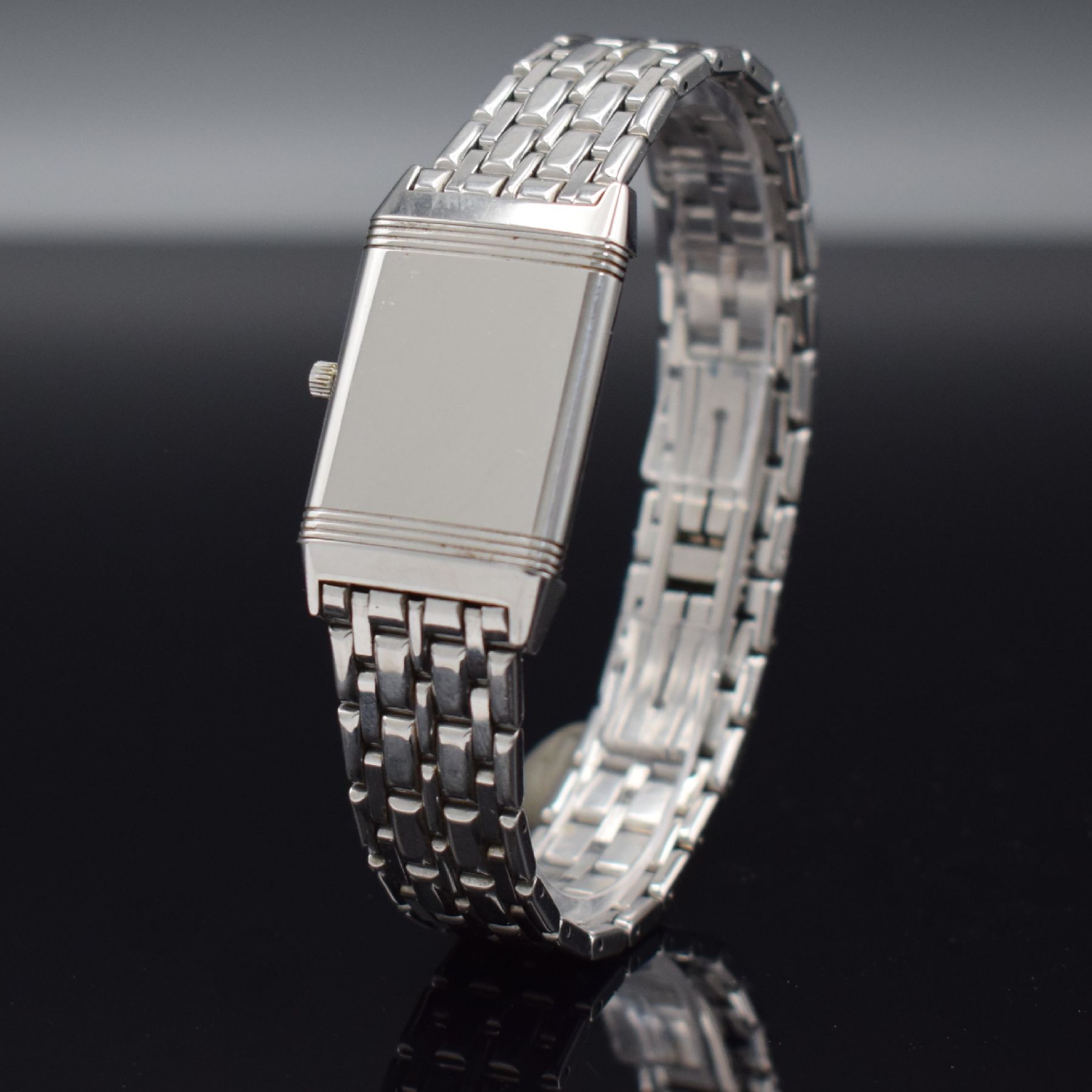 Detail d: Jaeger-LeCoultre Reverso Herrenarmbanduhr in Edelstahl, Schweiz um 2000, quarz, Ref. 250.8.08, Wendegehäuse inkl. orig. Gliederband m. dopp. ...