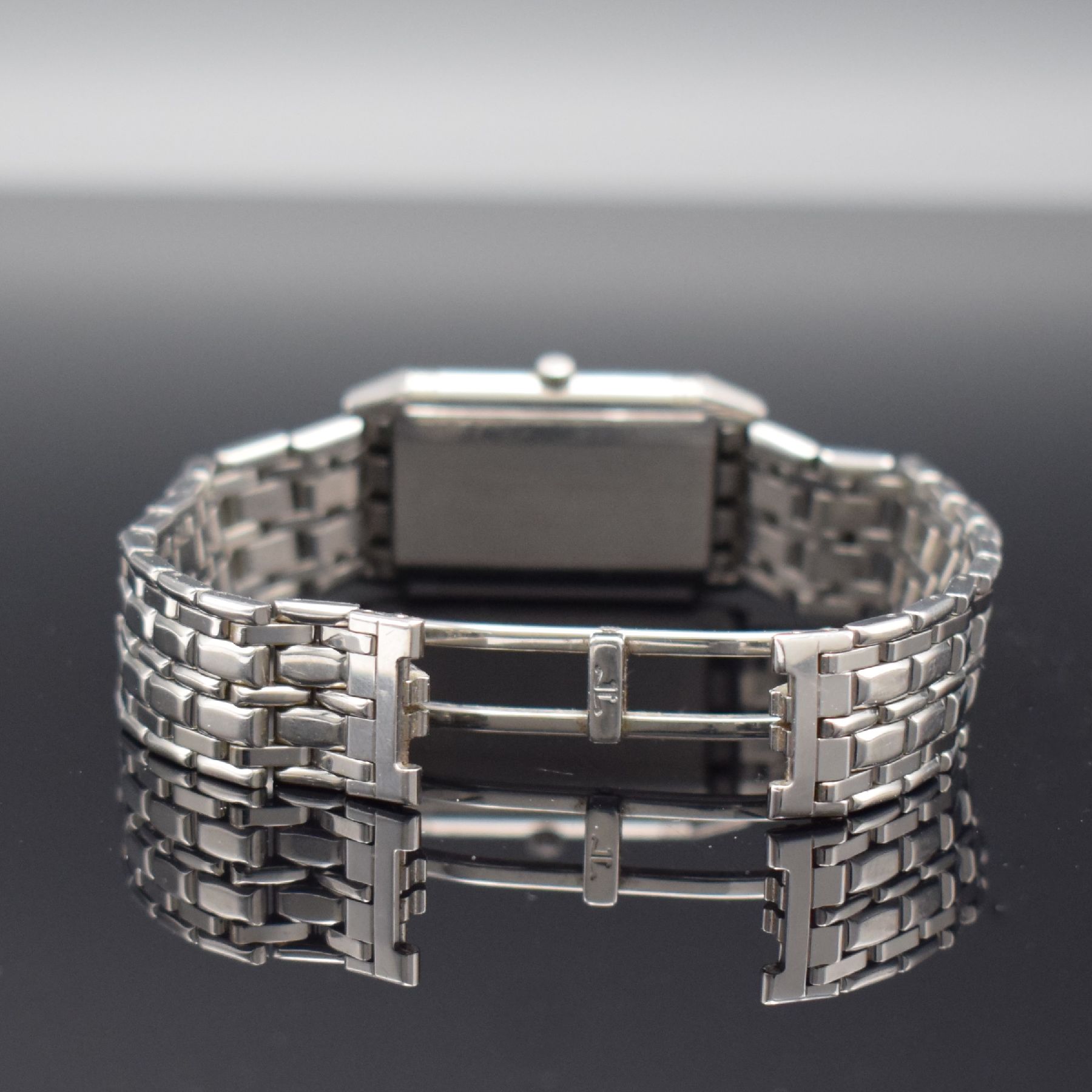 Detail g: Jaeger-LeCoultre Reverso Herrenarmbanduhr in Edelstahl, Schweiz um 2000, quarz, Ref. 250.8.08, Wendegehäuse inkl. orig. Gliederband m. dopp. ...
