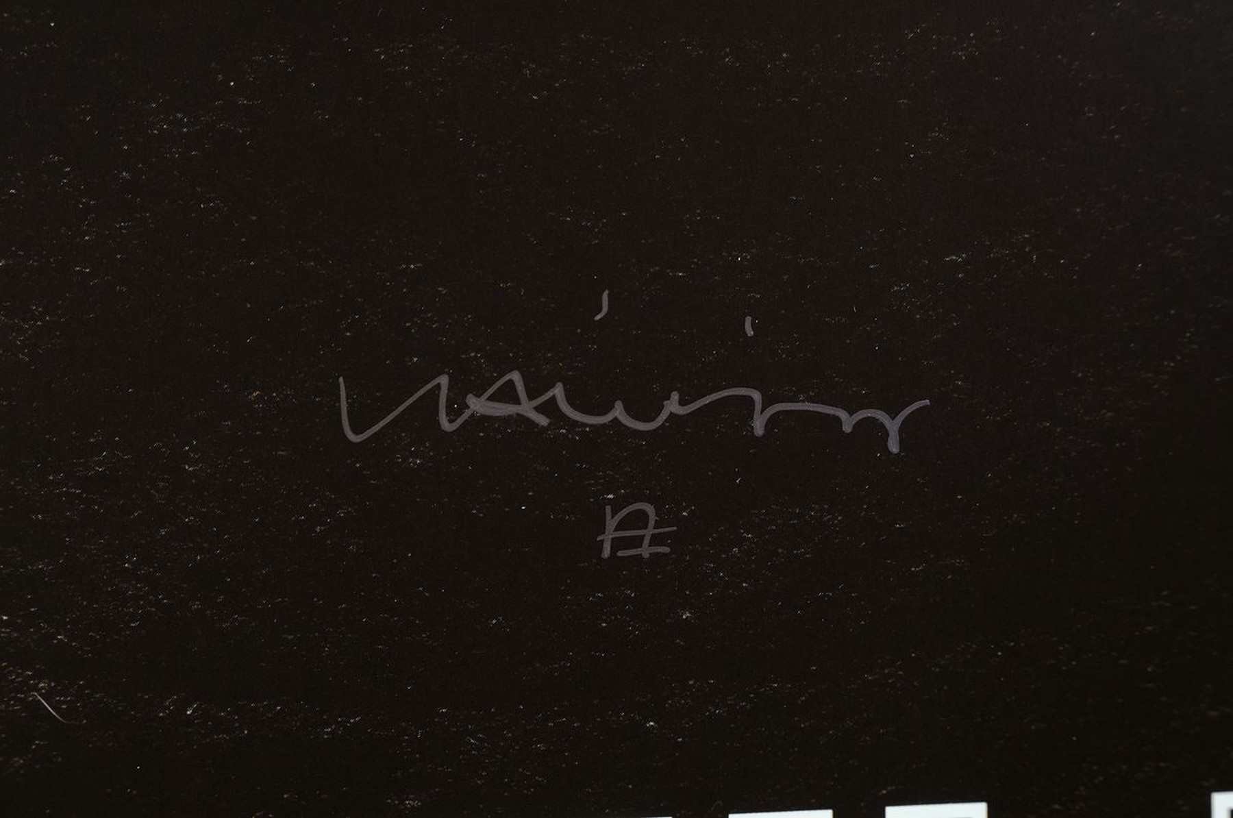 Detail a: Eduardo Chillida, 1924-2002, Plakat, Galerie Lelong, Paris 1990, mit Silberstift handsign., ca. 71x45 cm, gebrsp.