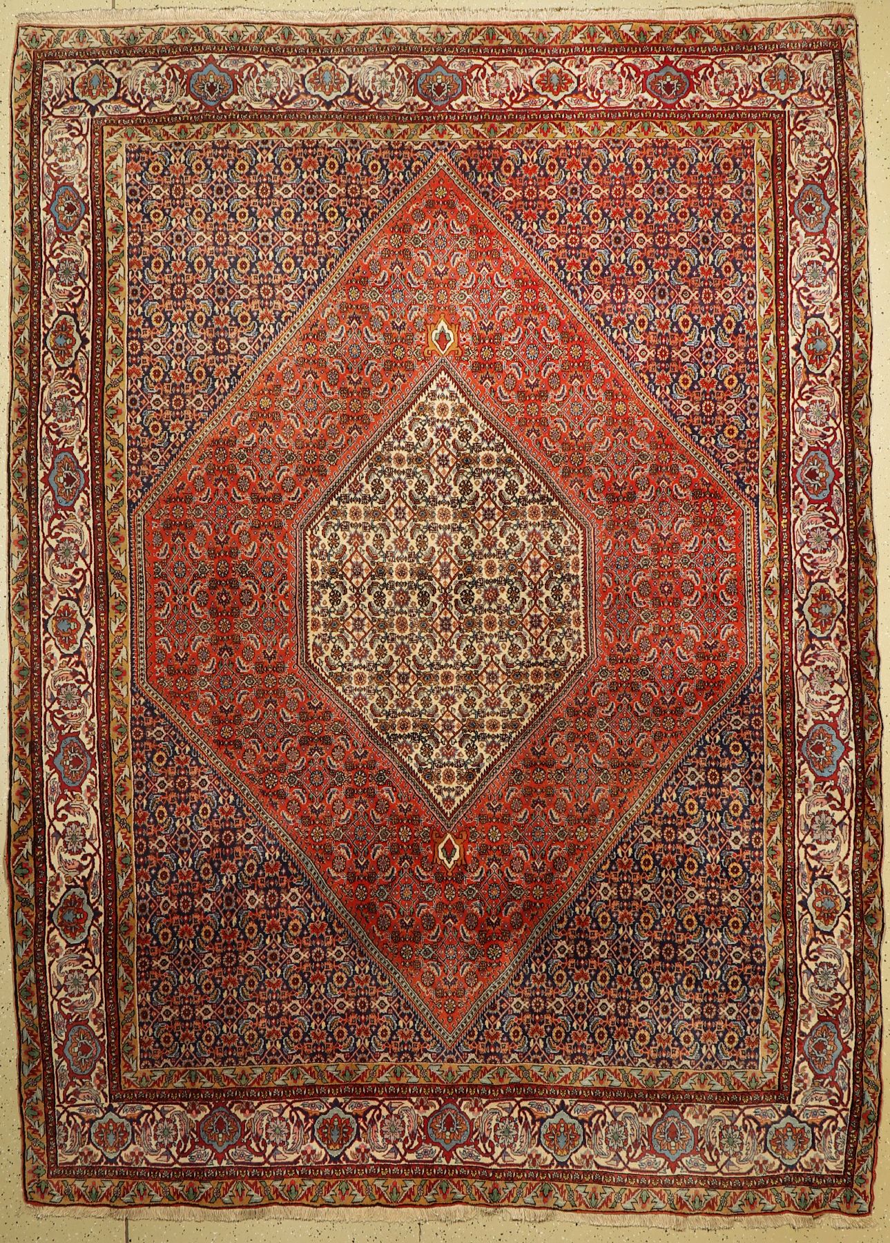 Bidjar fein alt, Persien, um 1960, Korkwolle, ca. 295 x 212 cm, EHZ: 2, (verblaßt)