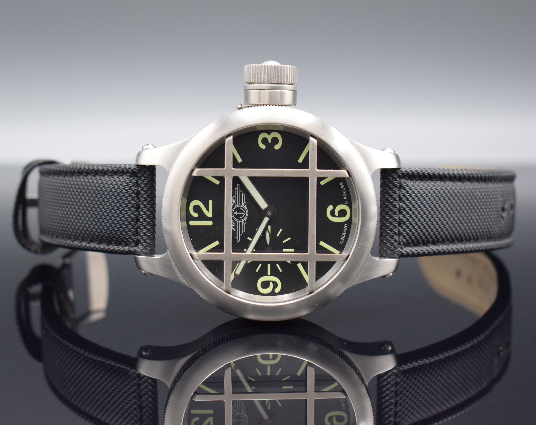 AMPHIBIA russische Taucheruhr in limitierter Auflage von 500 Stück, Russland um 2015, Handaufzug, massives verschr. Gehäuse, Boden mit Kriegsmarine ...
