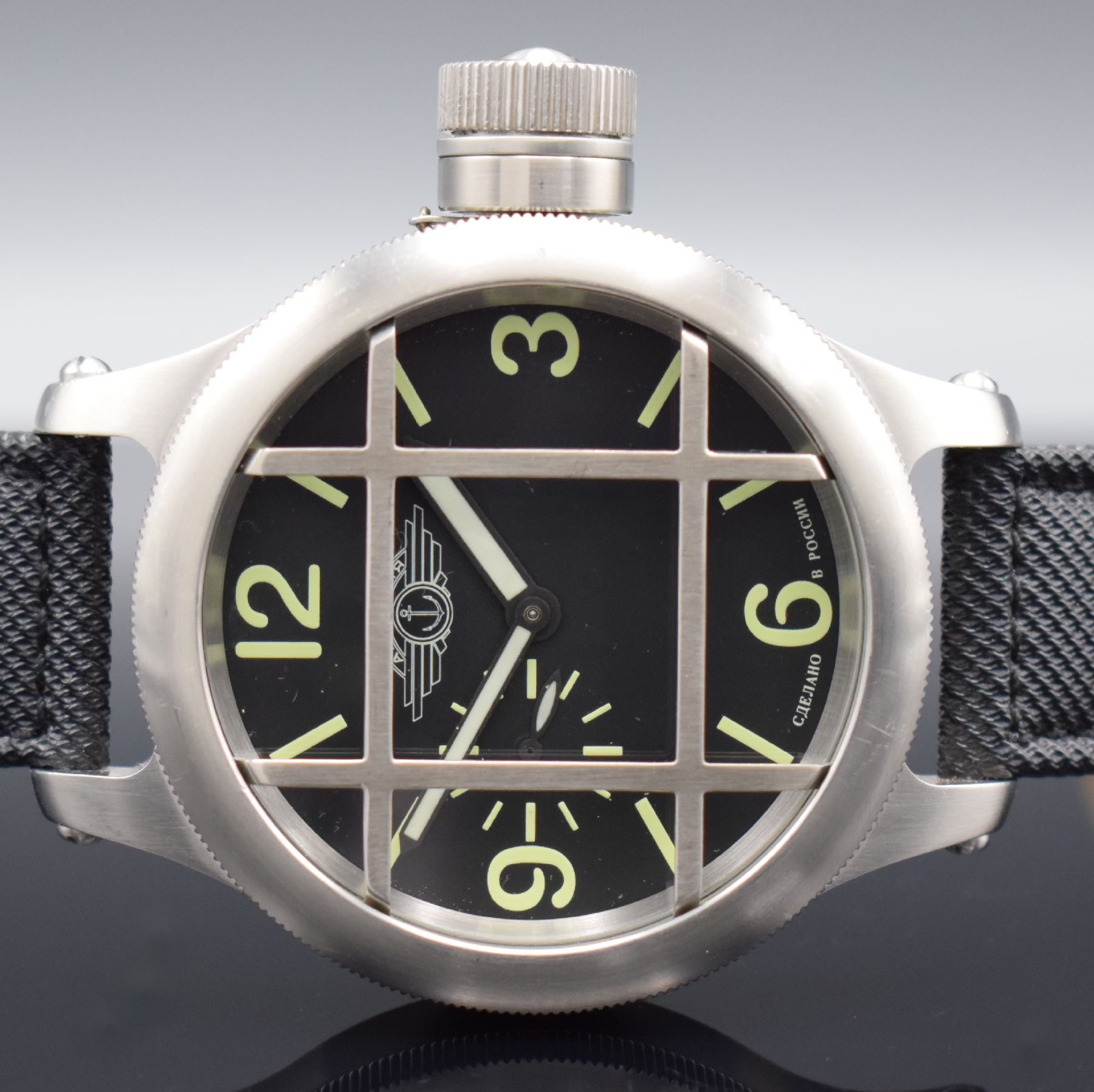 Detail a: AMPHIBIA russische Taucheruhr in limitierter Auflage von 500 Stück, Russland um 2015, Handaufzug, massives verschr. Gehäuse, Boden mit Kriegsmarine ...
