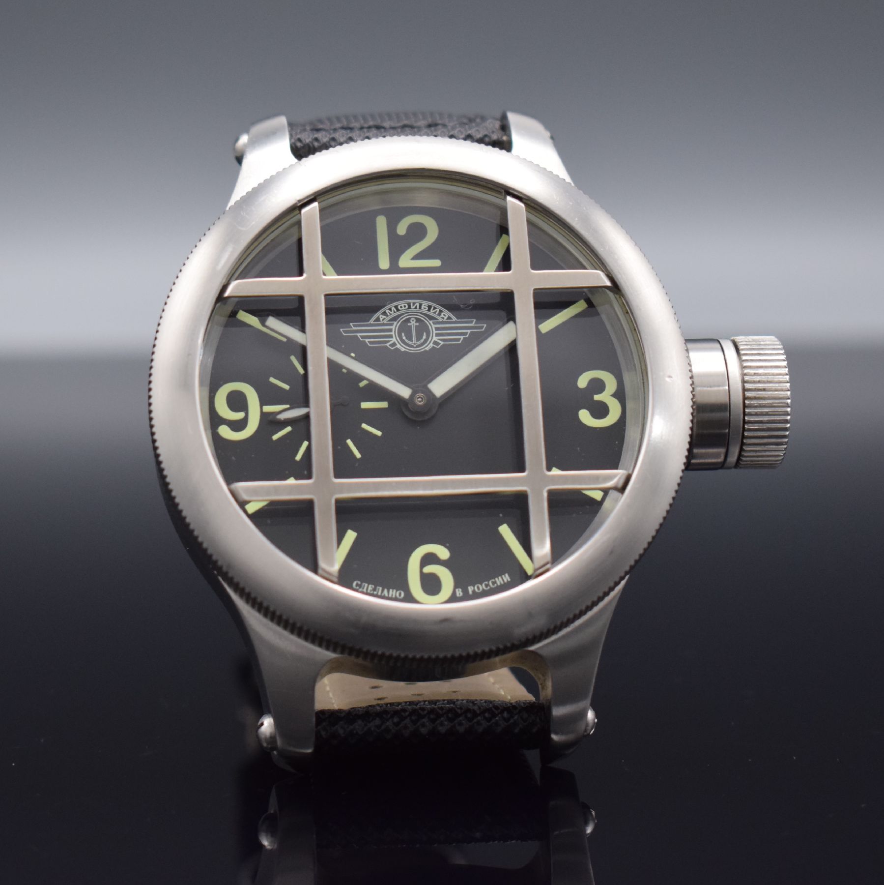 Detail b: AMPHIBIA russische Taucheruhr in limitierter Auflage von 500 Stück, Russland um 2015, Handaufzug, massives verschr. Gehäuse, Boden mit Kriegsmarine ...