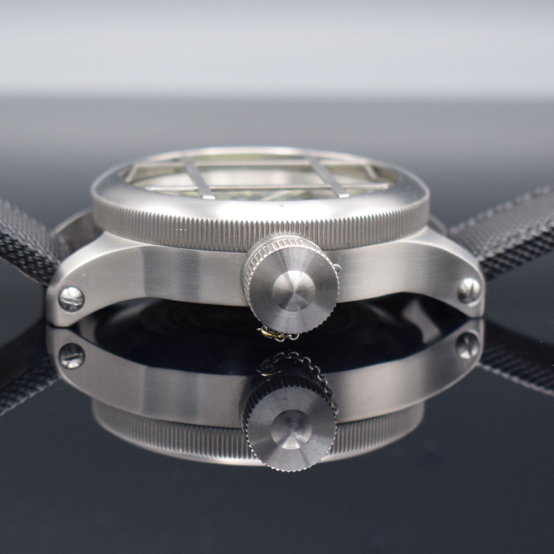 Detail d: AMPHIBIA russische Taucheruhr in limitierter Auflage von 500 Stück, Russland um 2015, Handaufzug, massives verschr. Gehäuse, Boden mit Kriegsmarine ...