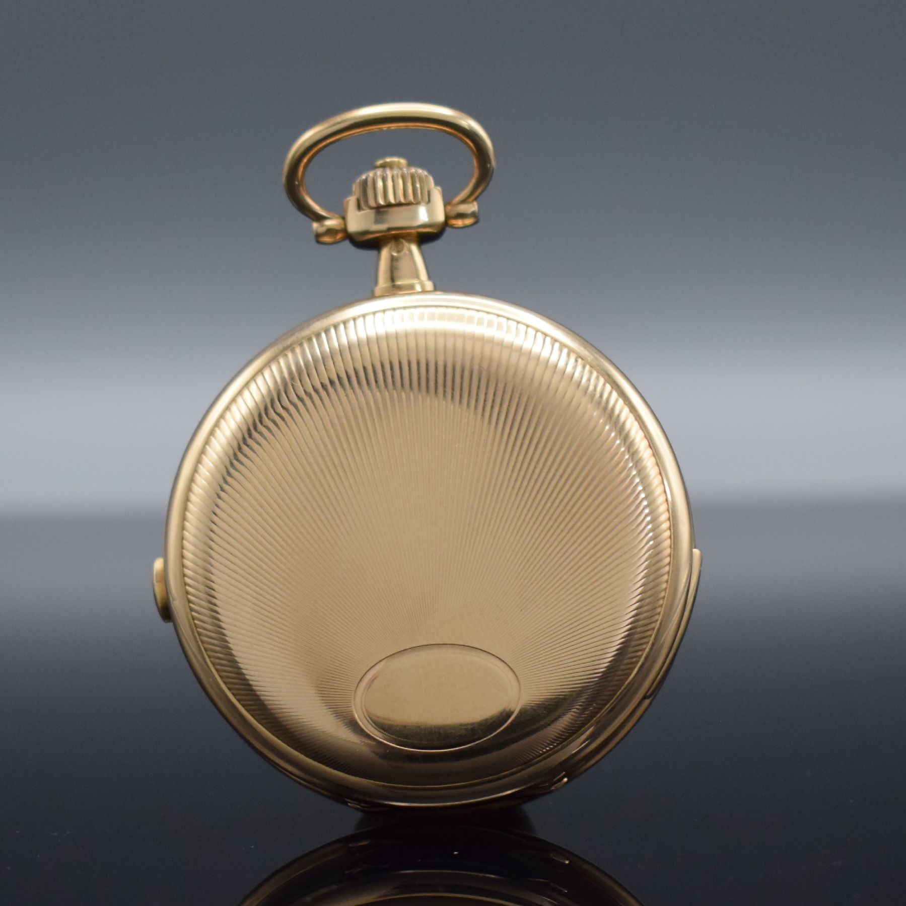 Detail b: Schwere Herrensavonette mit 1/4-Repetition, Vollkalender & Chronograph und prominentem Vorbesitzer in GG 585/000, Schweiz um 1900, Strahlen-guill. ...