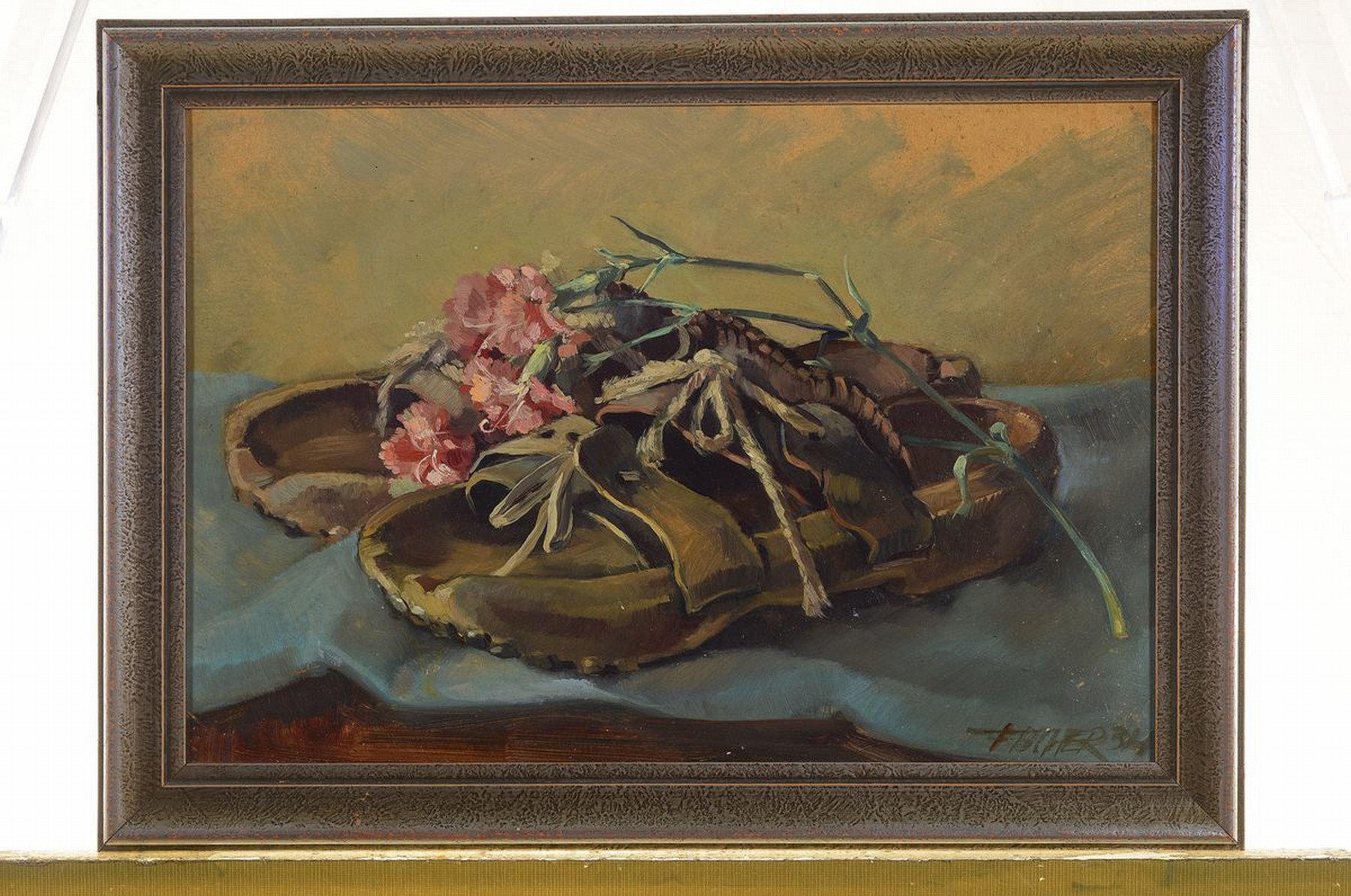 Detail k: Fischer, wohl 1940/50er Jahre, Holzschlappenmit Nelken, signiert, ca. 26 x 37 cm, Rahmen