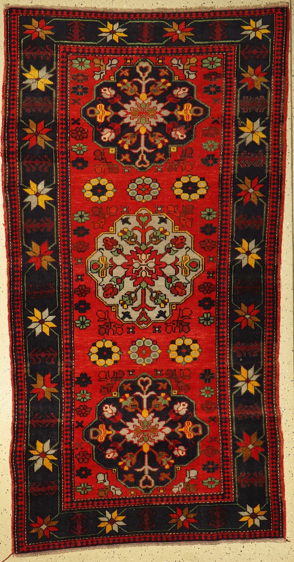 Kazak alt, Kaukasus, um 1940, Wolle auf Wolle, ca. 239 x 128 cm, EHZ: 3