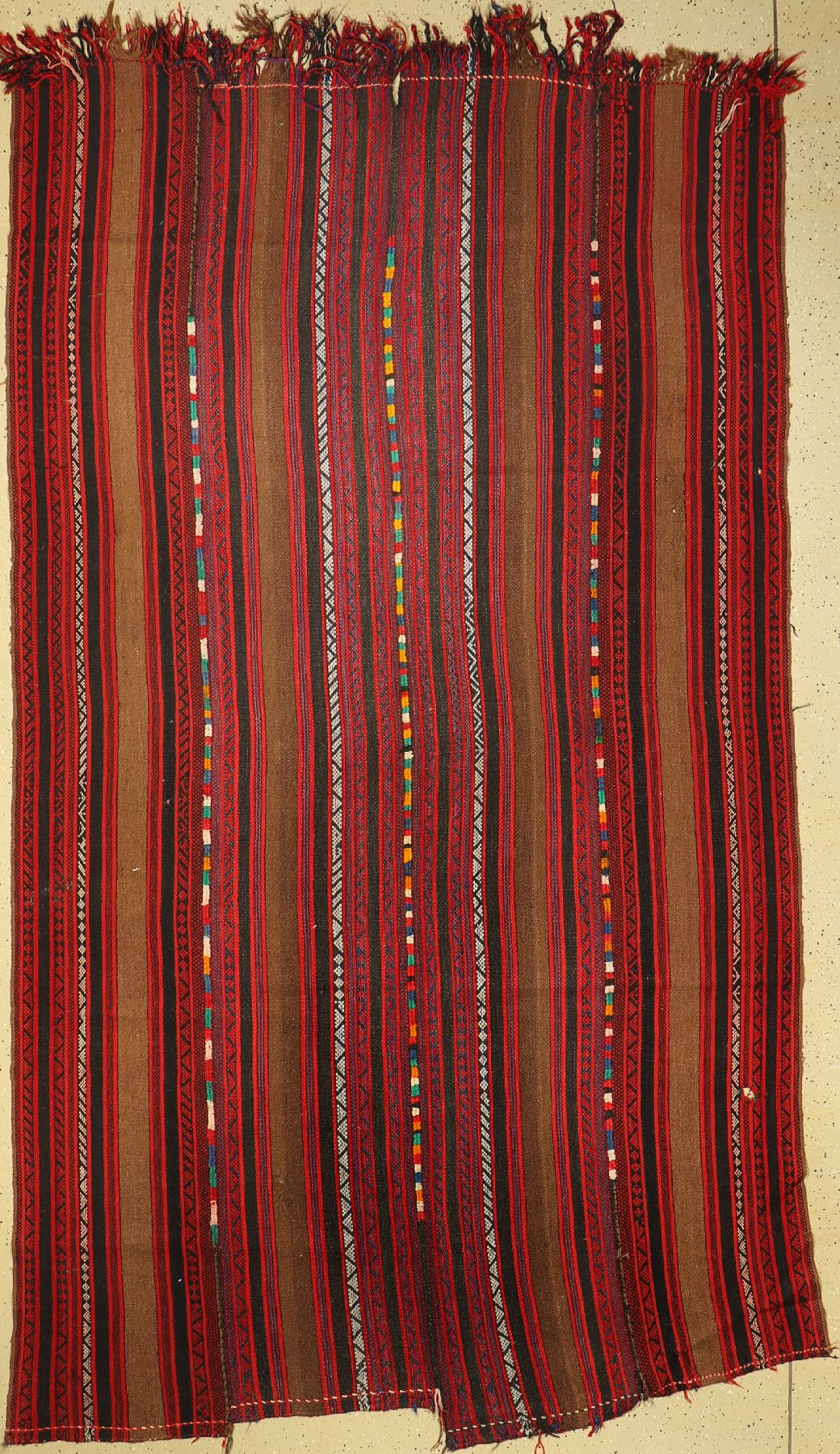 Djajim alt, Persien, ca. 60 Jahre, Wolle auf Wolle, ca. 330 x 185 cm, EHZ: 2, (mehrere kleine Löcher)