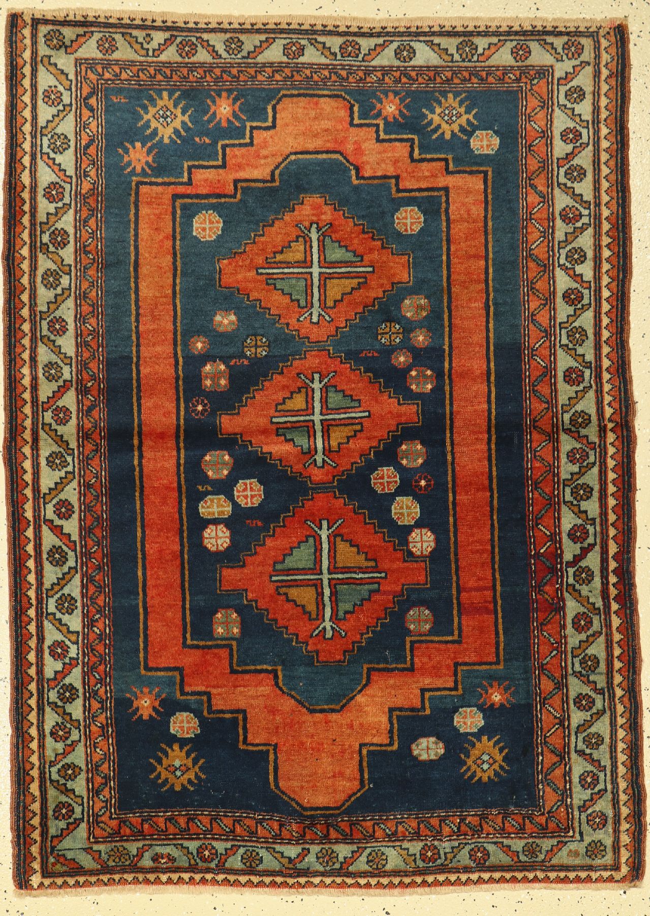Kazak alt, Kaukasus, um 1930, Wolle auf Wolle, ca. 150 x 110 cm, EHZ: 3