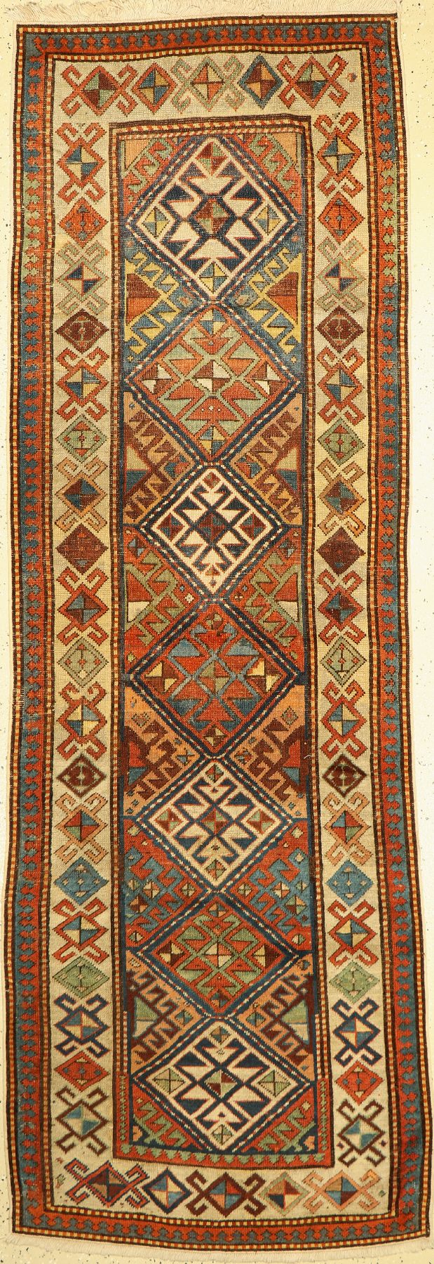Schirwan antik, Kaukasus, um 1900, Wolle auf Wolle, ca. 260 x 90 cm, EHZ: 3-4