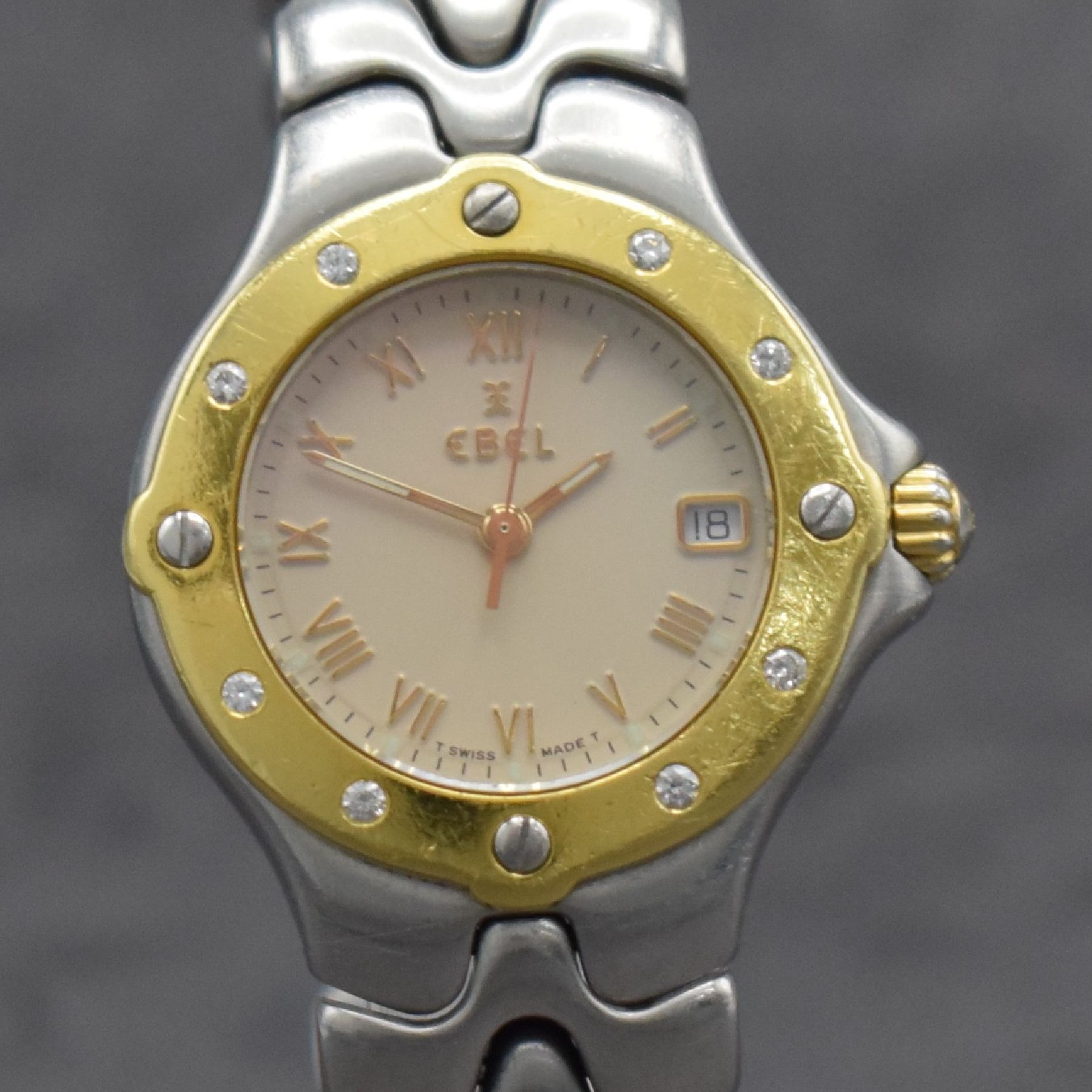 Detail c: EBEL Sportwave Damenarmbanduhr, Schweiz um 1990, quarz, Edelstahlgeh. m. GG Lünette, Gliederband m. dopp. Faltschl., Lünette auf Kundenwunsch m. ...