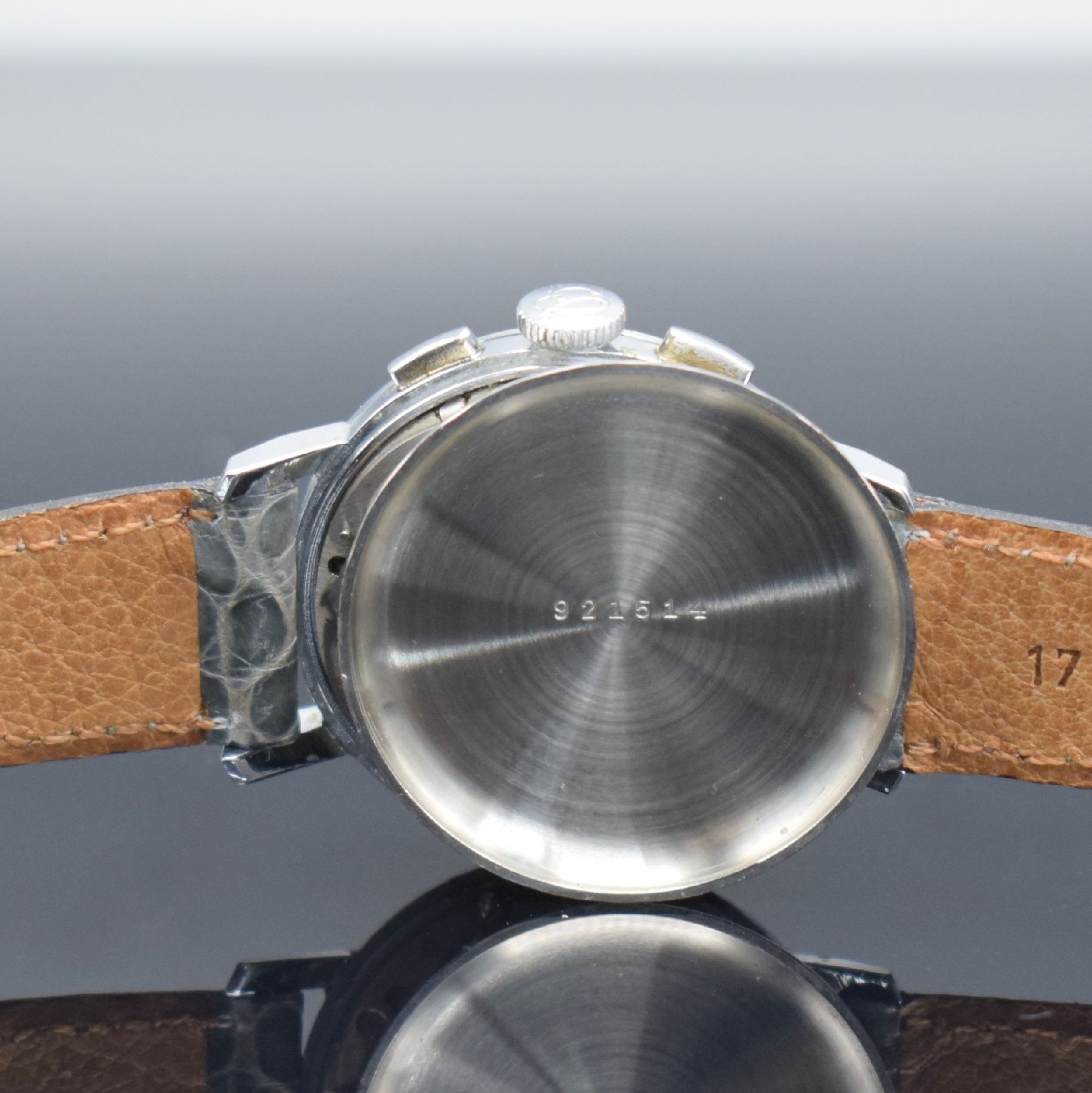 Detail g: BREITLING GENEVE Armbandchronograph Ref. 1199, Schweiz um 1965, Handaufzug, verchromtes Geh., gedr. Stahlboden, orig. Krone, silb. Zifferbl., ...