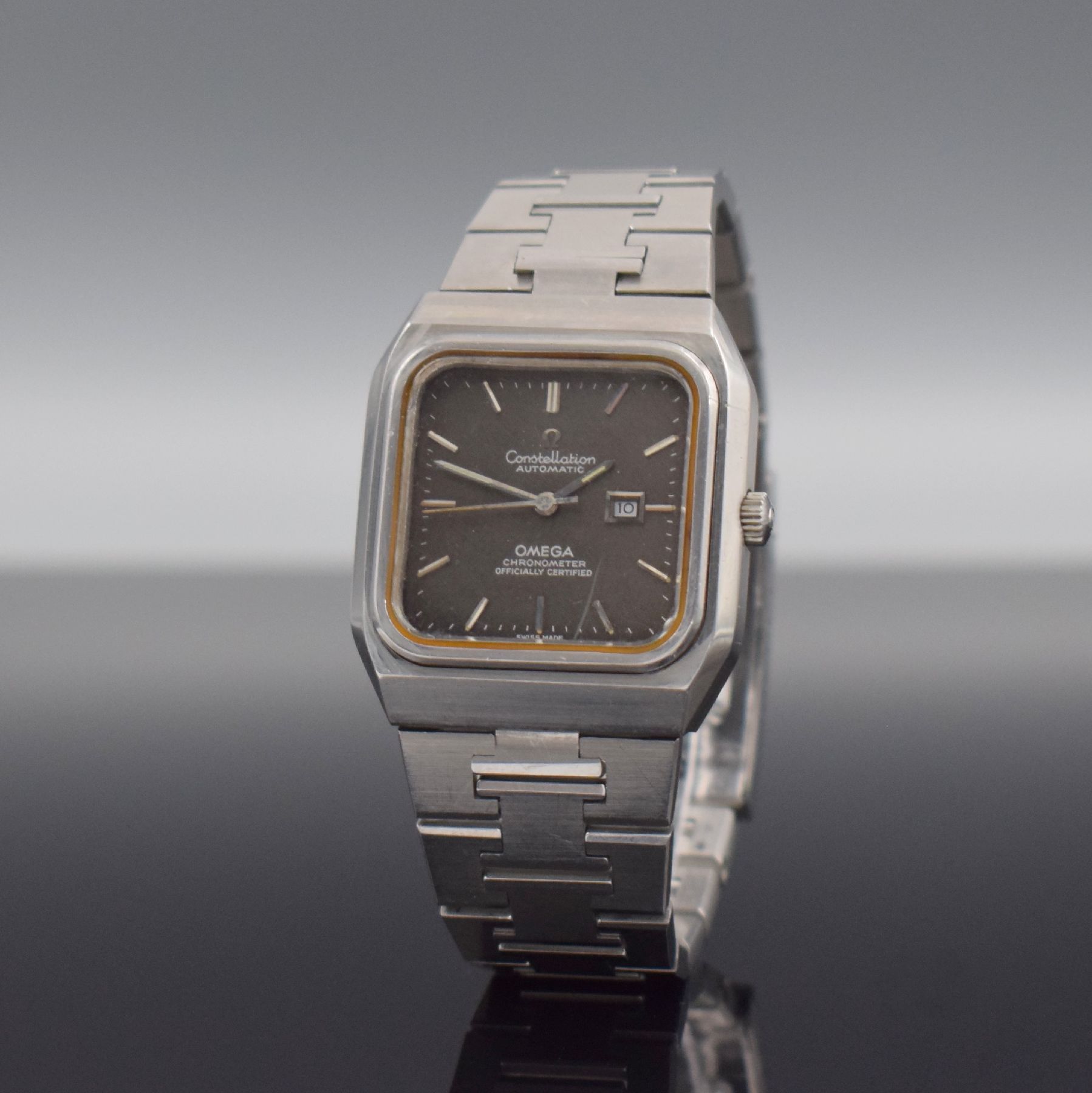 Detail b: OMEGA Constellation Ref. 568 0023 Herren- Armbanduhr in Stahl/Stahlband, Schweiz um 1973, Automatik, 4-fach verschr. Geh., integr. orig. Band Ref. ...