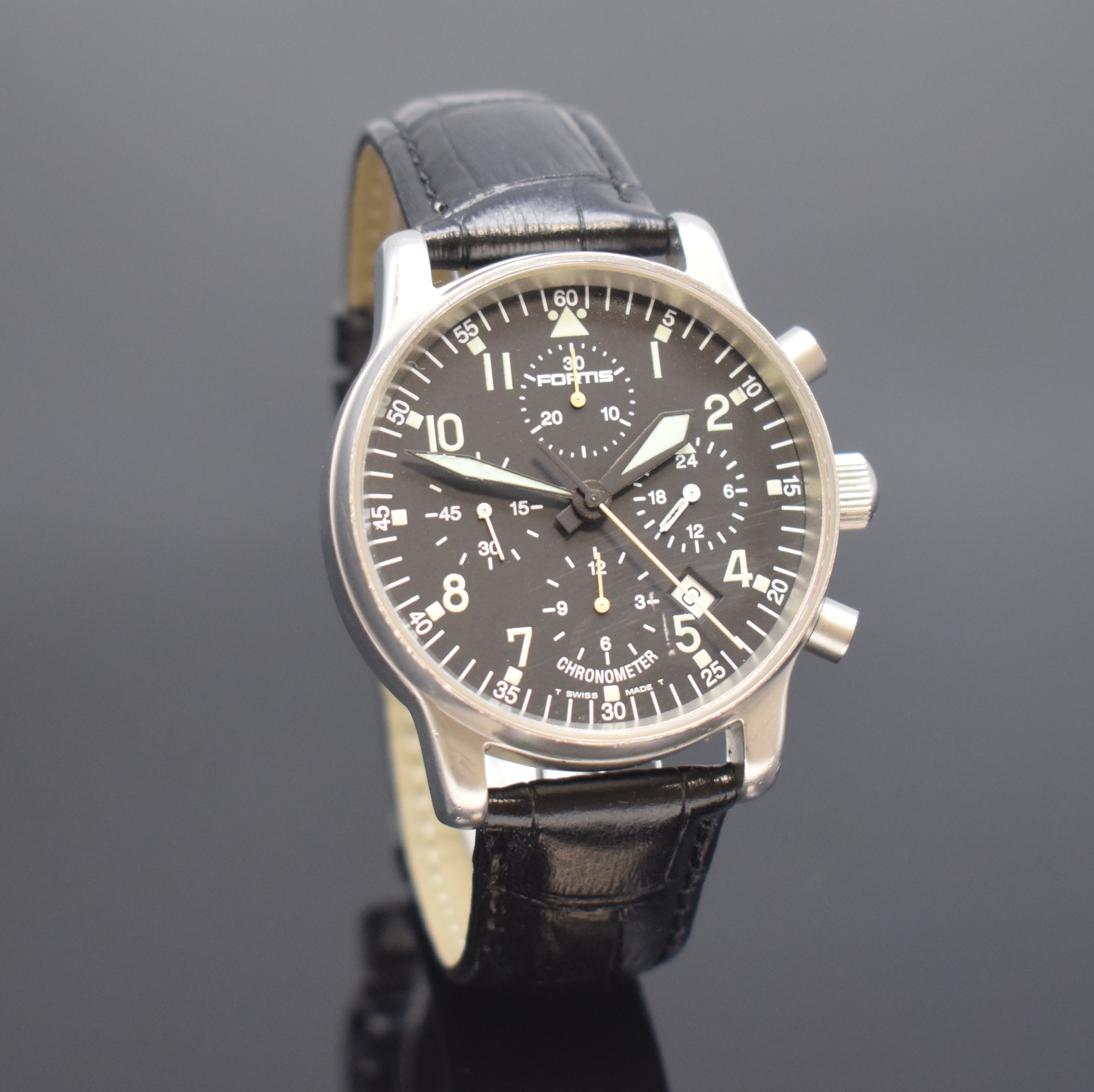 Detail b: FORTIS Referenz 598.10.151 Chronometer- Chronograph in Stahl, Schweiz um 1995, Automatik, satiniertes Geh., Boden verschr., orig. Faltschl., ...