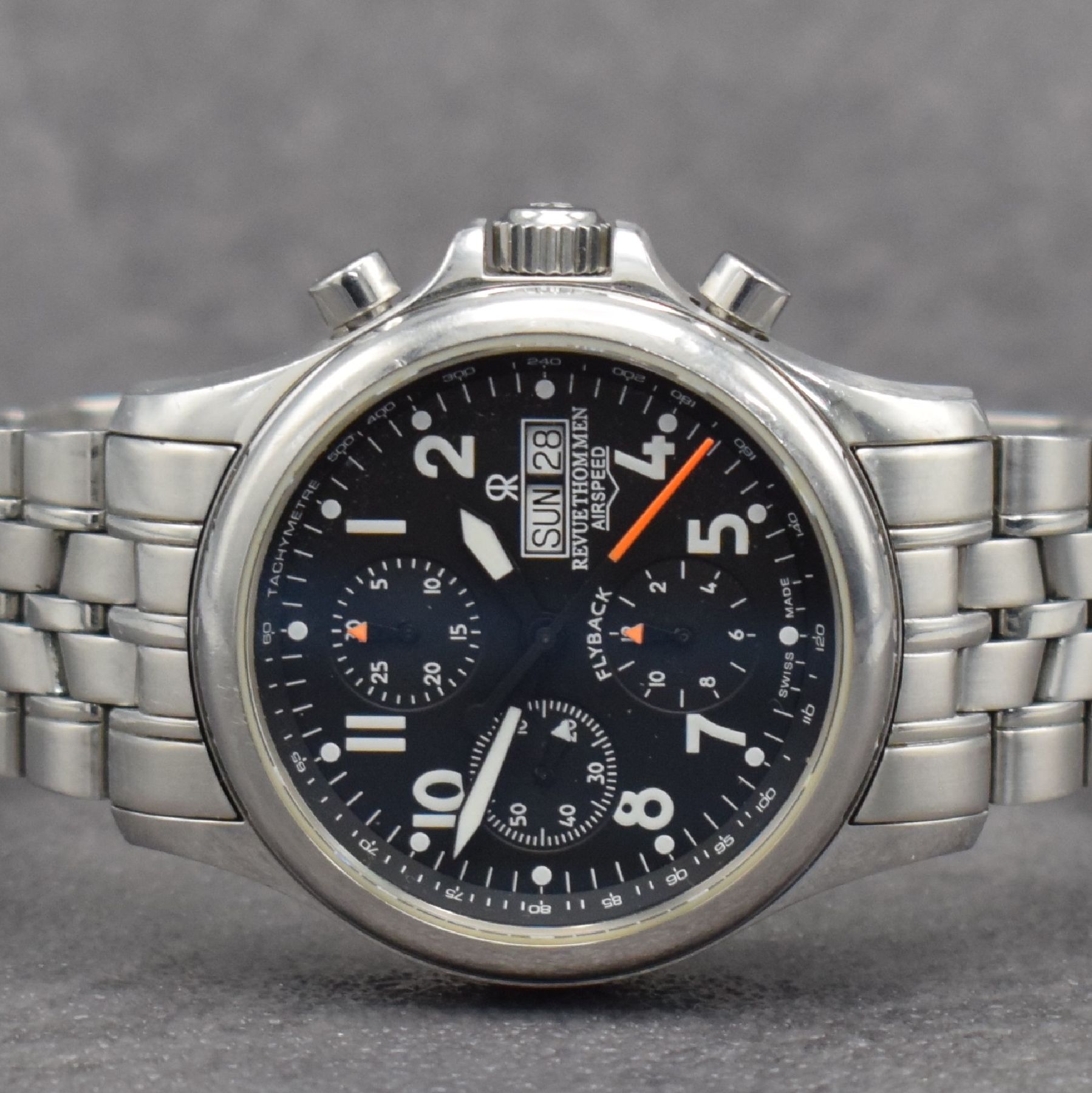 Detail a: REVUE THOMMEN Flyback Chronograph in Stahl, Schweiz verk. 02/2004, Automatik, beids. vergl. & verschr. Gehäuse, neutr. Gliederbd. m. Faltschl., ...