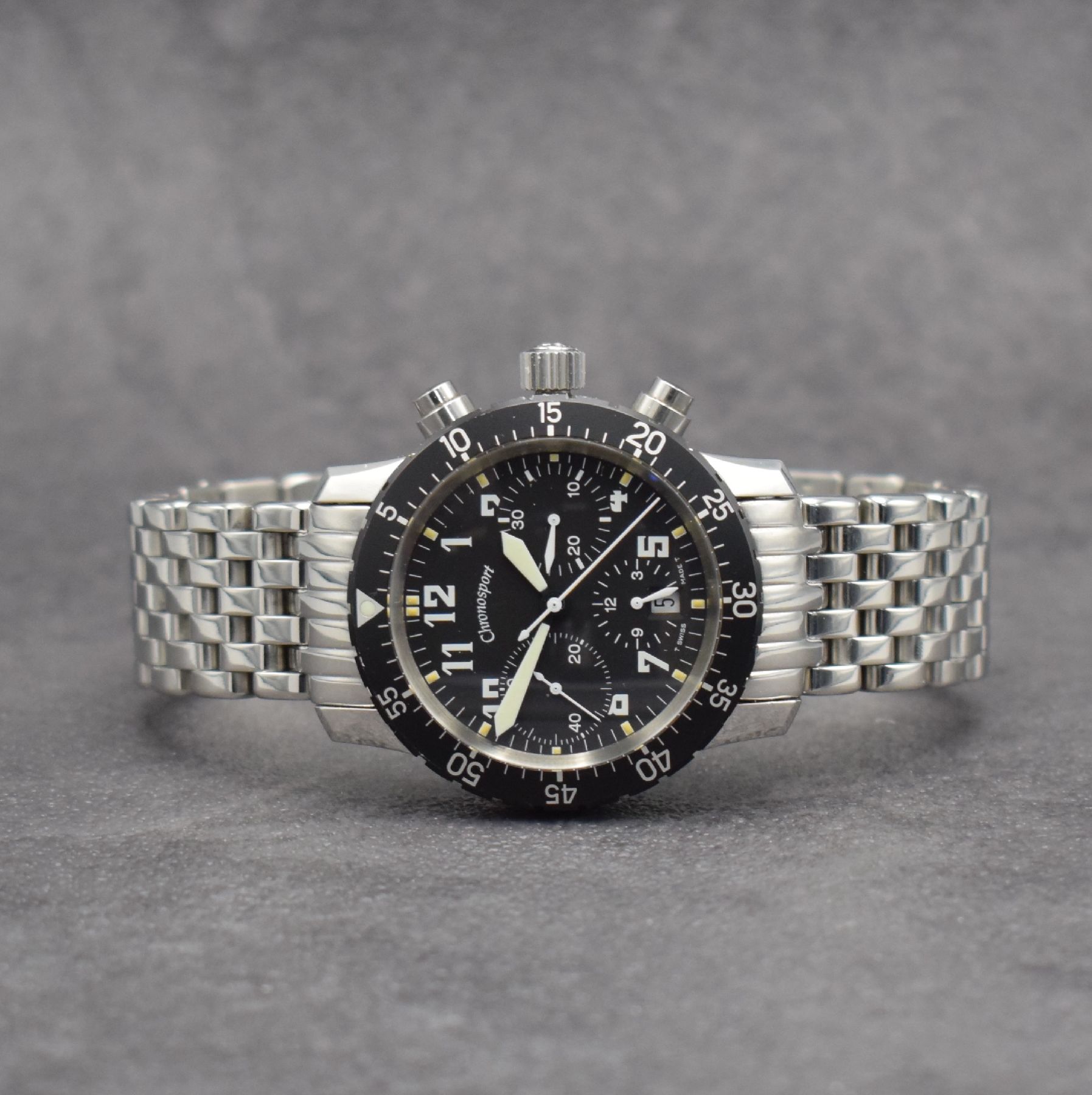 CHRONOSPORT Herrenarmbanduhr mit Chronograph in Edelstahl, Schweiz um 2005, Automatik, beids. vergl., verschr. Gehäuse, neutr. Stahlband m. dopp. ...