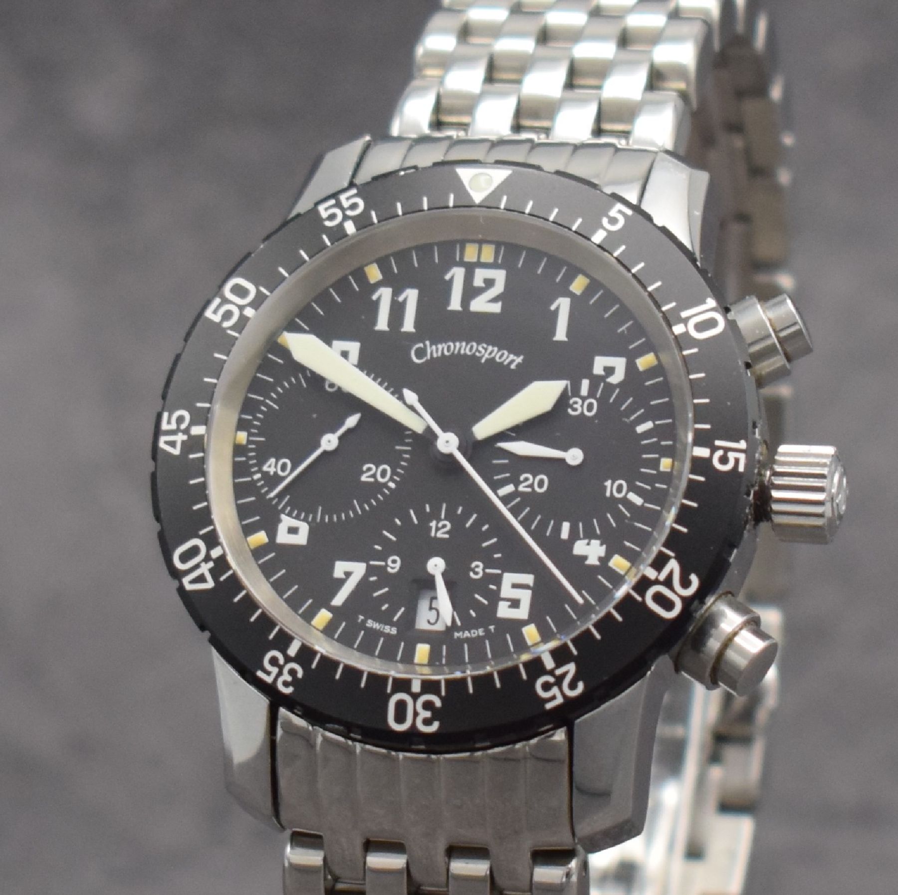 Detail c: CHRONOSPORT Herrenarmbanduhr mit Chronograph in Edelstahl, Schweiz um 2005, Automatik, beids. vergl., verschr. Gehäuse, neutr. Stahlband m. dopp. ...