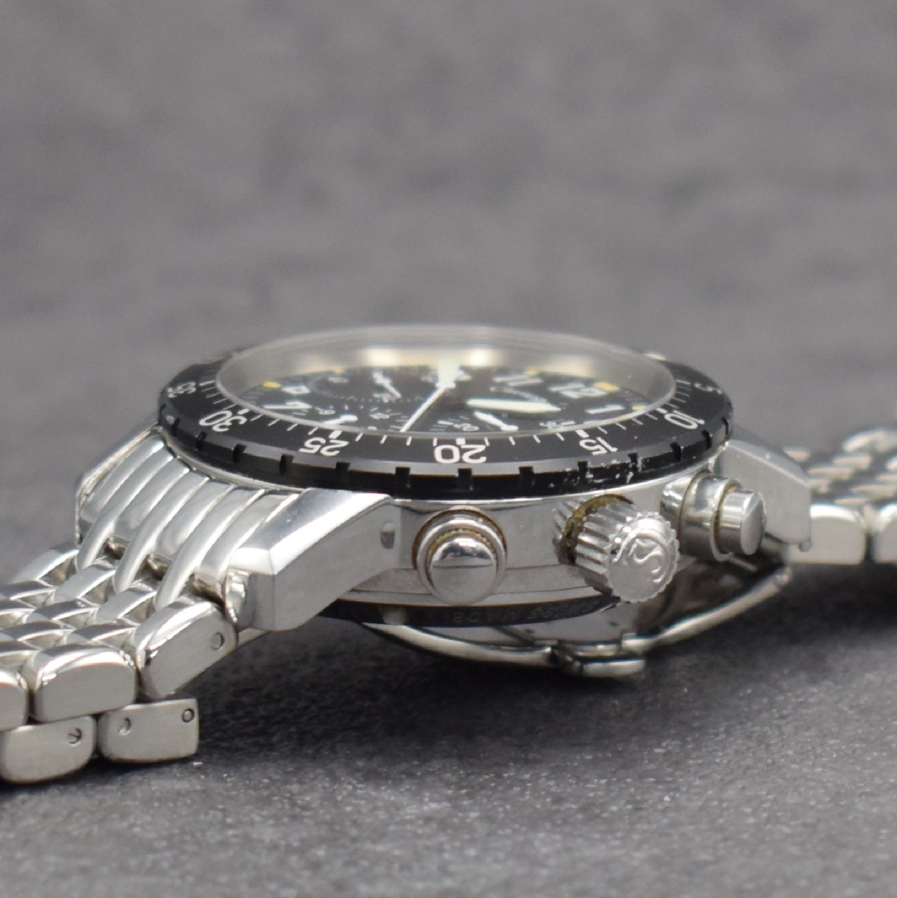 Detail d: CHRONOSPORT Herrenarmbanduhr mit Chronograph in Edelstahl, Schweiz um 2005, Automatik, beids. vergl., verschr. Gehäuse, neutr. Stahlband m. dopp. ...
