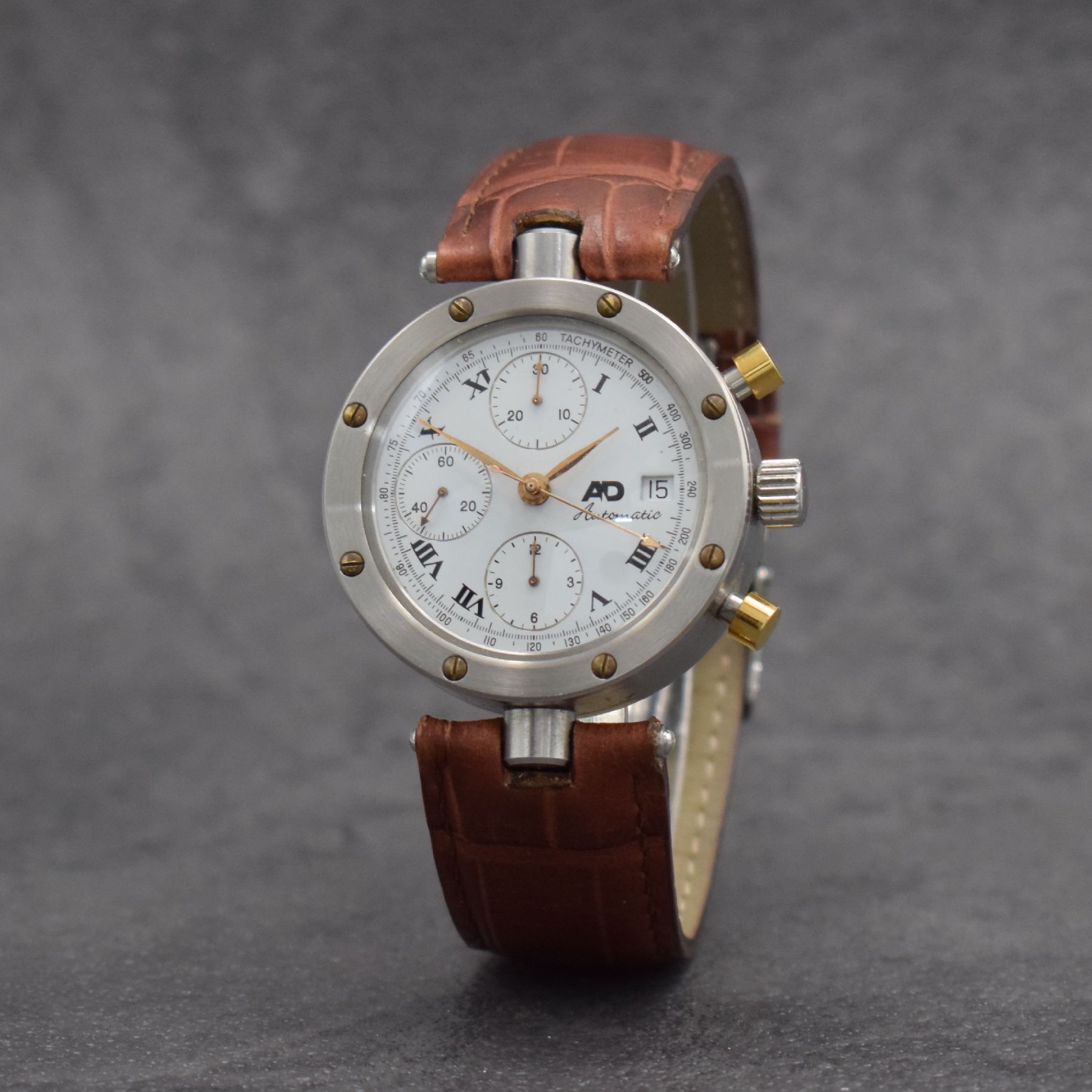 Detail b: AD ausgefallener Chronograph in Edelstahl, Schweiz um 2000, Automatik, 3-teil. verschr. Gehäuse, beids. vergl., Drücker verg., weißes Zifferbl. m. ...