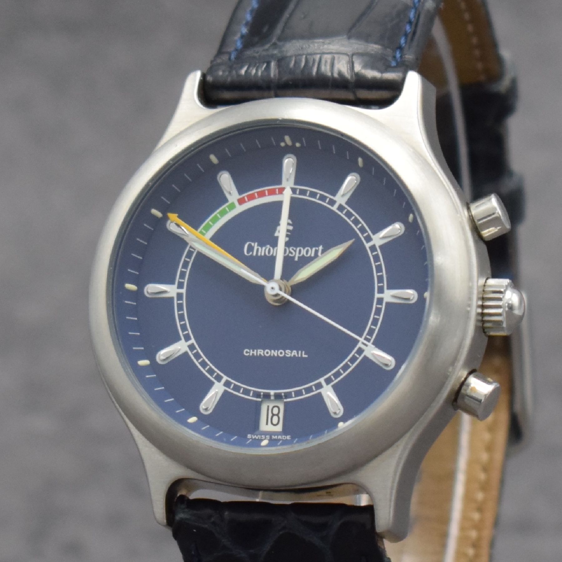 Detail c: CHRONOSPORT Chronosail Herrenarmbanduhr mit Regatta-Chronograph Kal. Lemania 5270, Schweiz um 1997, Handaufzug, Edelstahlgeh., Boden geschr., blaues ...
