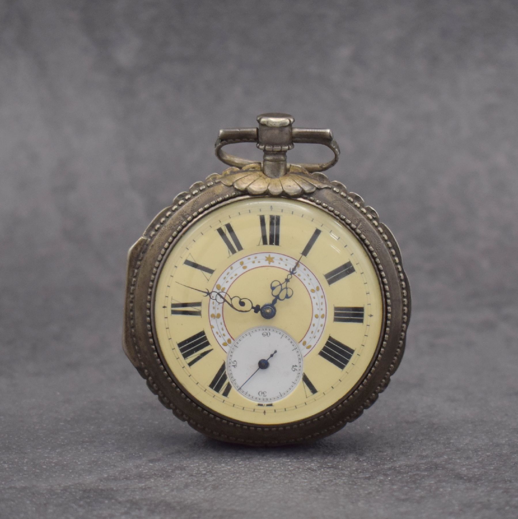 Offene alpenländische Zylindertaschenuhr mit Übergehäuse, Schweiz um 1850, Silbergeh., Übergehäuse rücks. m. Schildpatt, cremefarb. ...