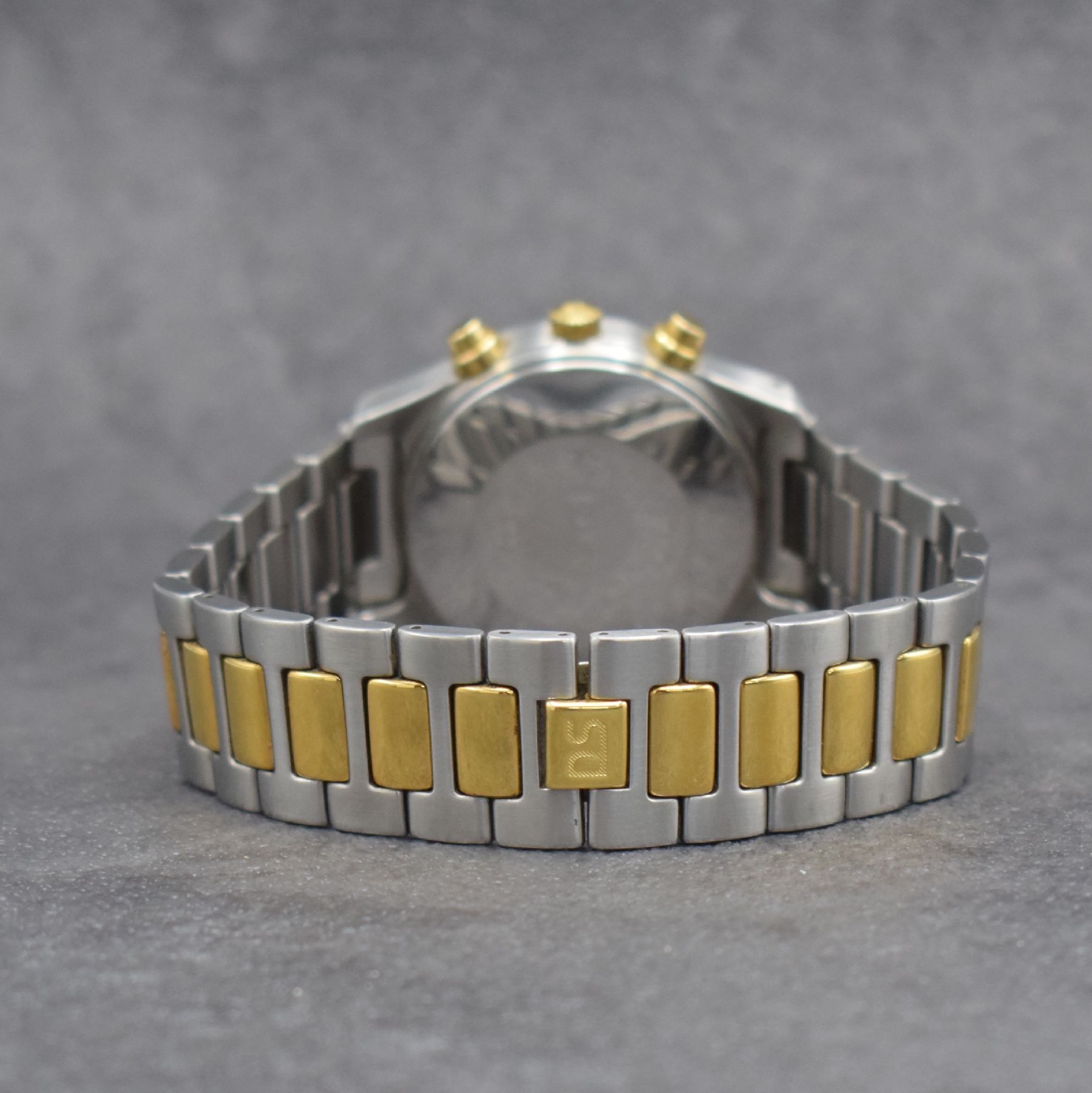Detail d: CERTINA DS Herrenarmbanduhr mit Chronograph, Schweiz um 1990, Automatik, z. T. verg. Stahlgeh. inkl. Gliederband m. Faltschl., schwarzes Zifferbl. m. ...