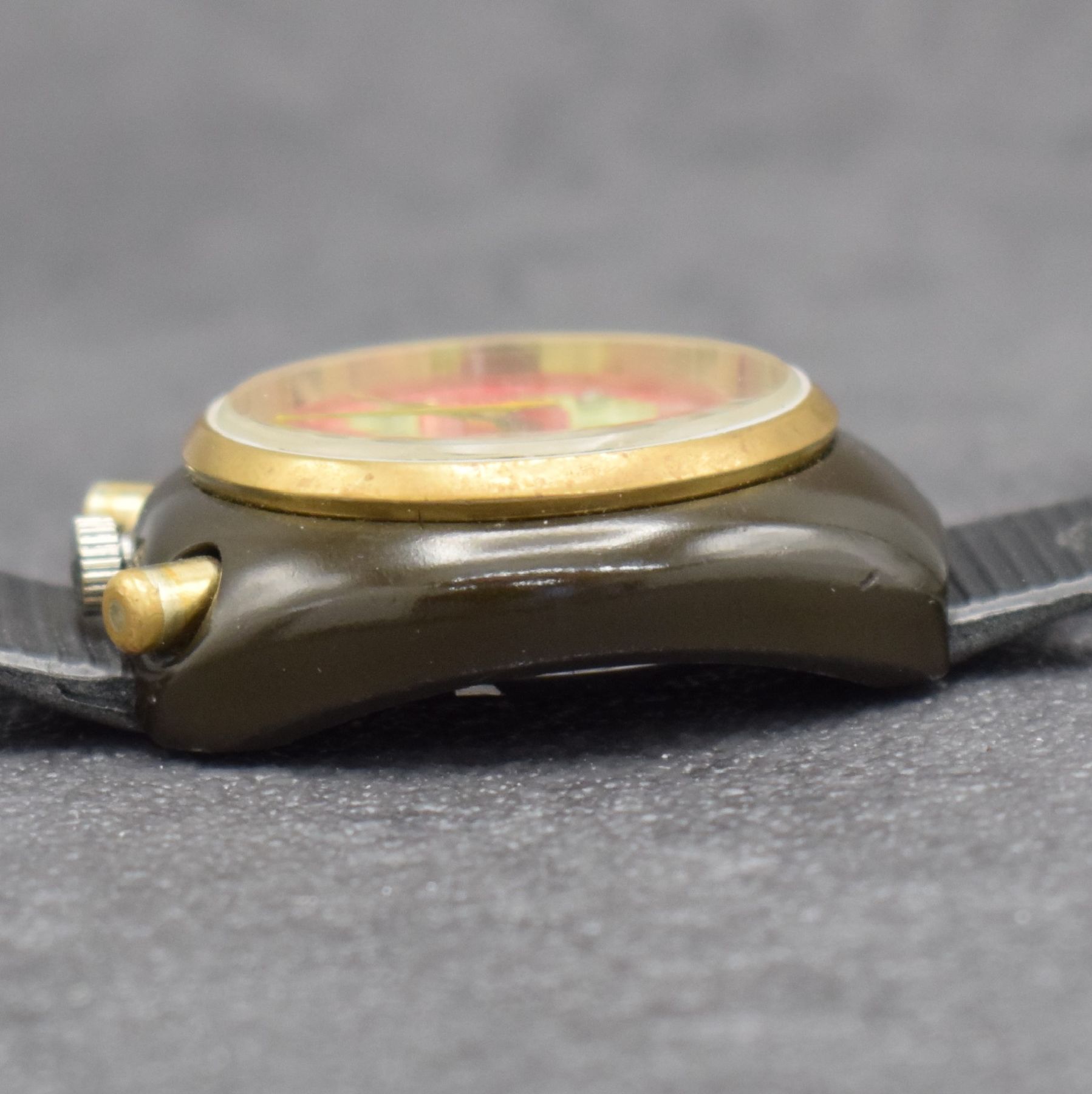 Detail d: CITIZEN Flyback-Chronograph sog. Bullhead, Automatik, Ref. 4-901061-K, Japan um 1970, eloxiertes Metallgeh., Edelstahlboden verschr., neon-gelbes ...