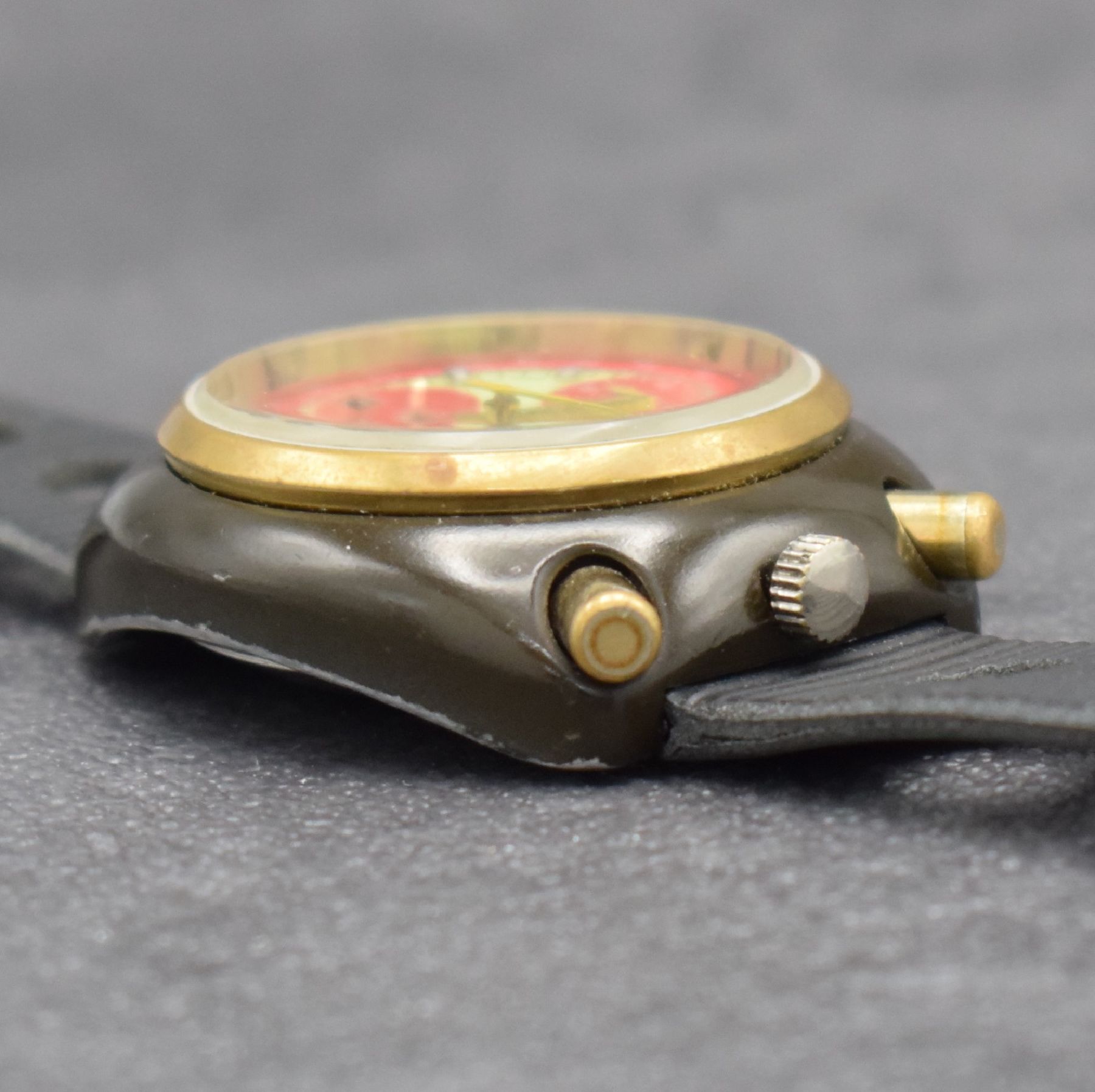 Detail e: CITIZEN Flyback-Chronograph sog. Bullhead, Automatik, Ref. 4-901061-K, Japan um 1970, eloxiertes Metallgeh., Edelstahlboden verschr., neon-gelbes ...