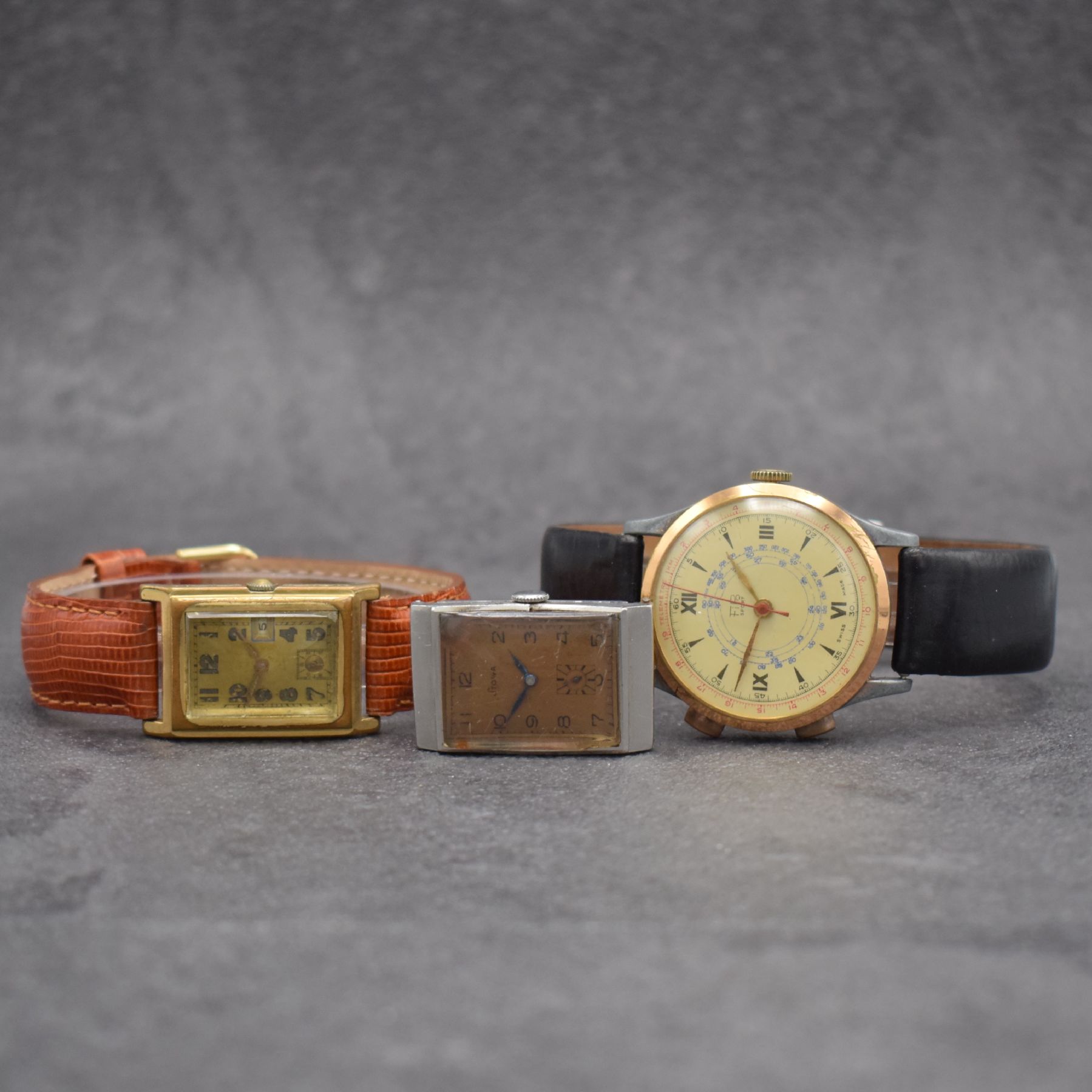 3 Herrenarmbanduhren, alle Handaufzug, Schweiz um 1930 - 1950, 1) FiPo Sport sog. Schein-Chronograph m. Stiftenankerwerk, D. ca. 38 mm, 2) STOWA ...