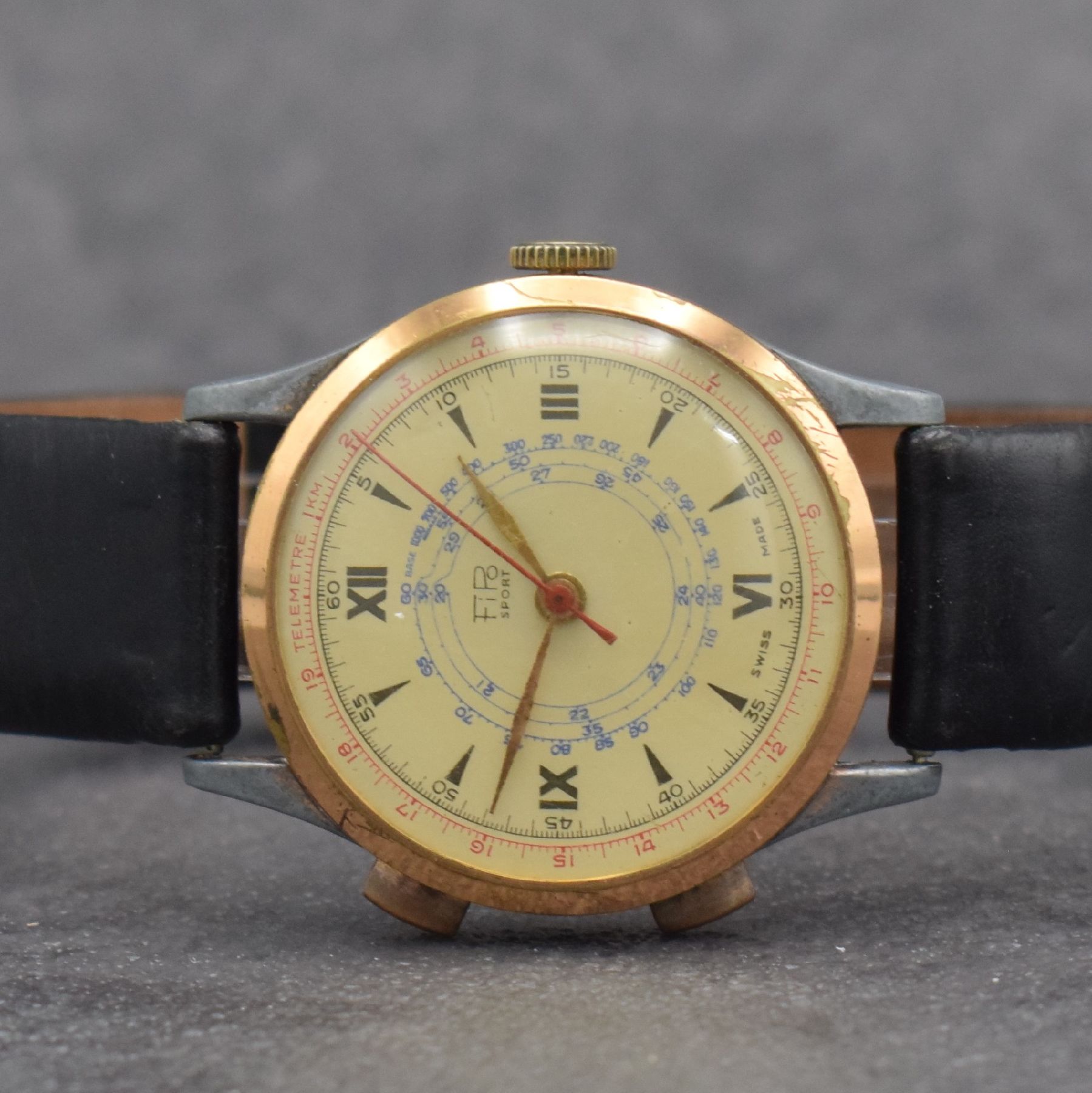Detail a: 3 Herrenarmbanduhren, alle Handaufzug, Schweiz um 1930 - 1950, 1) FiPo Sport sog. Schein-Chronograph m. Stiftenankerwerk, D. ca. 38 mm, 2) STOWA ...