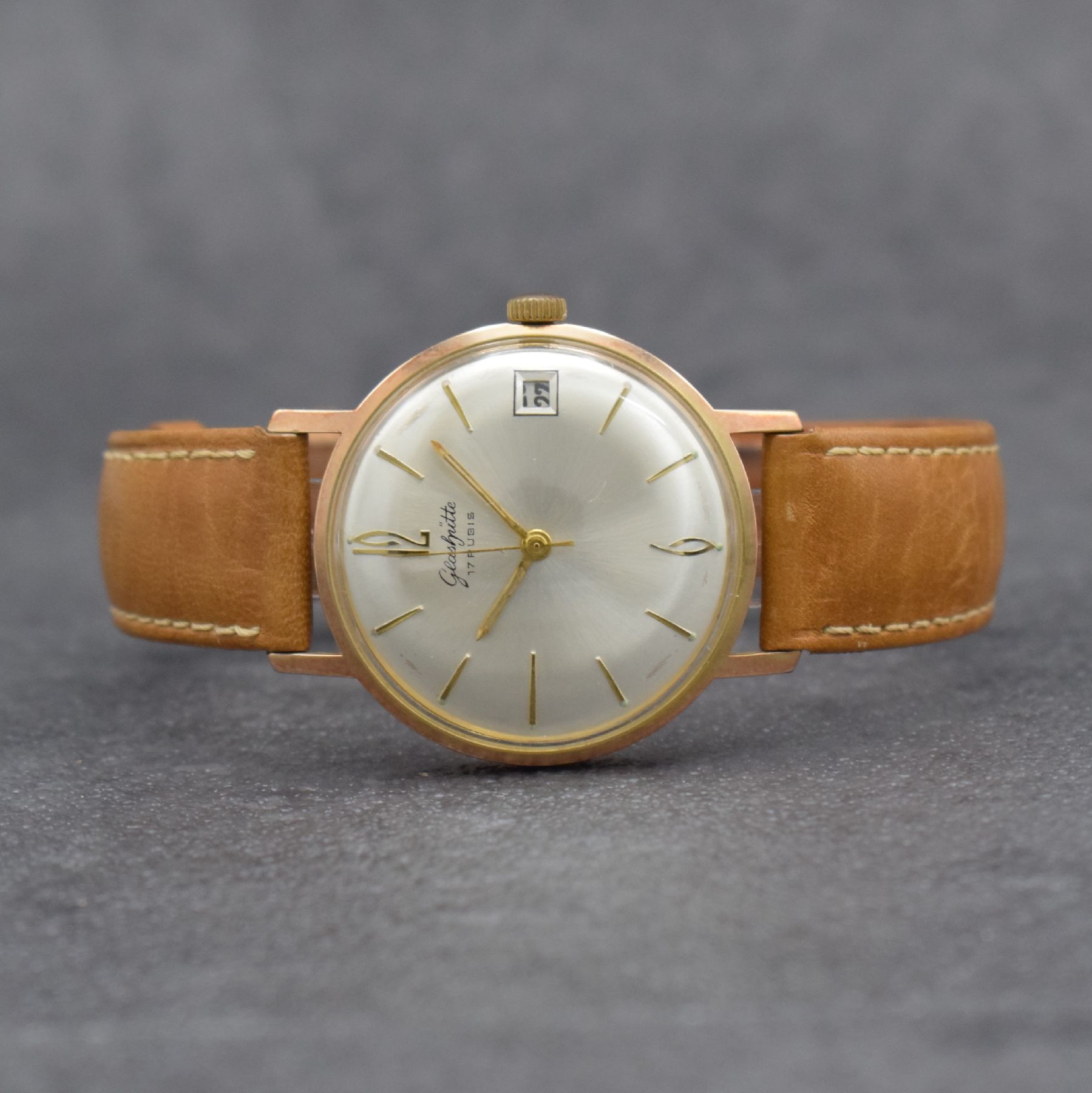 Detail d: GLASHÜTTE 2 Herrenarmbanduhren, Deutschland um 1960 - 1970, 1) Spezichron, Automatik, verchr. Geh., Stahlboden aufgedr., Zifferbl. m. aufges. ...