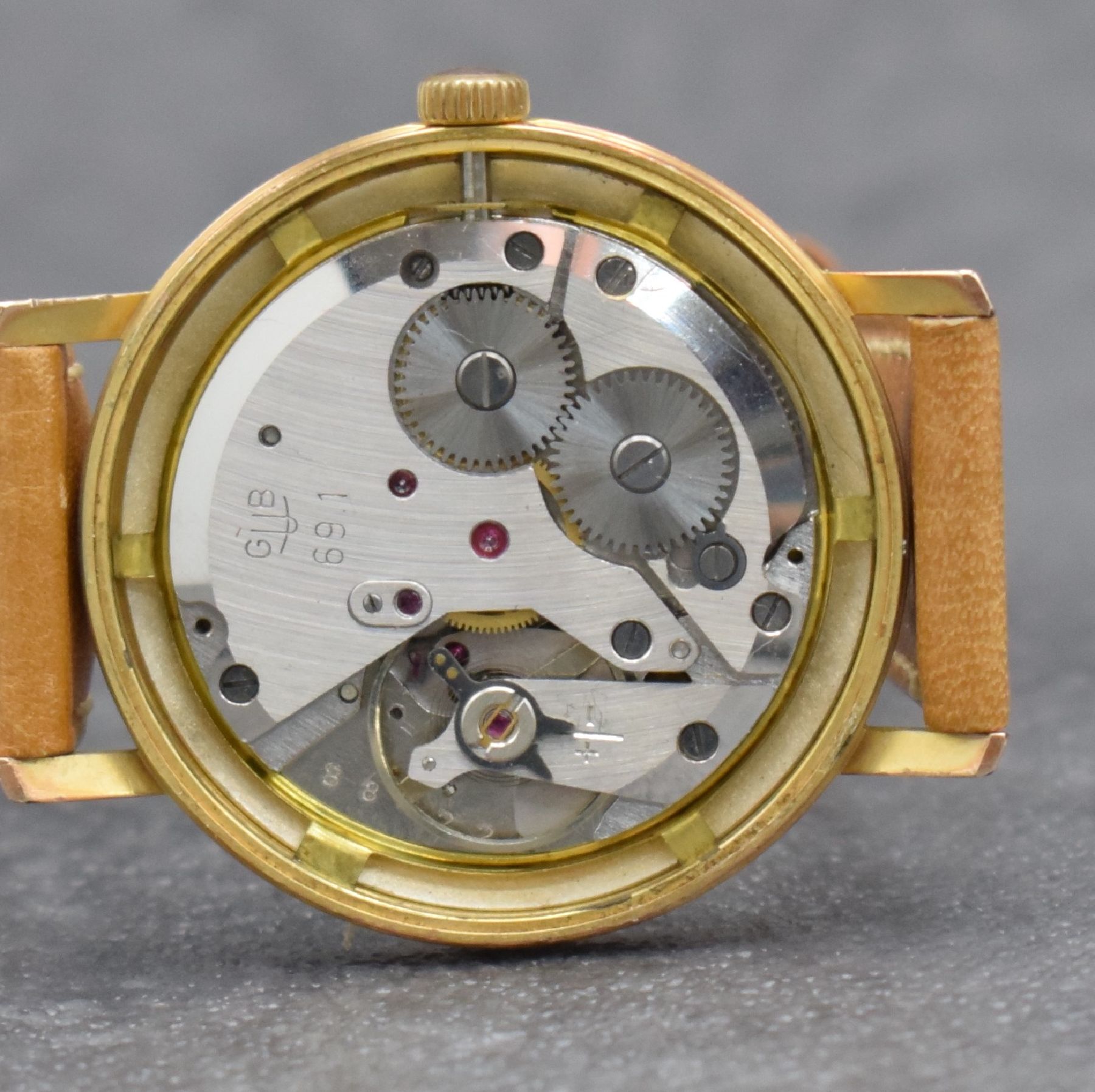 Detail g: GLASHÜTTE 2 Herrenarmbanduhren, Deutschland um 1960 - 1970, 1) Spezichron, Automatik, verchr. Geh., Stahlboden aufgedr., Zifferbl. m. aufges. ...