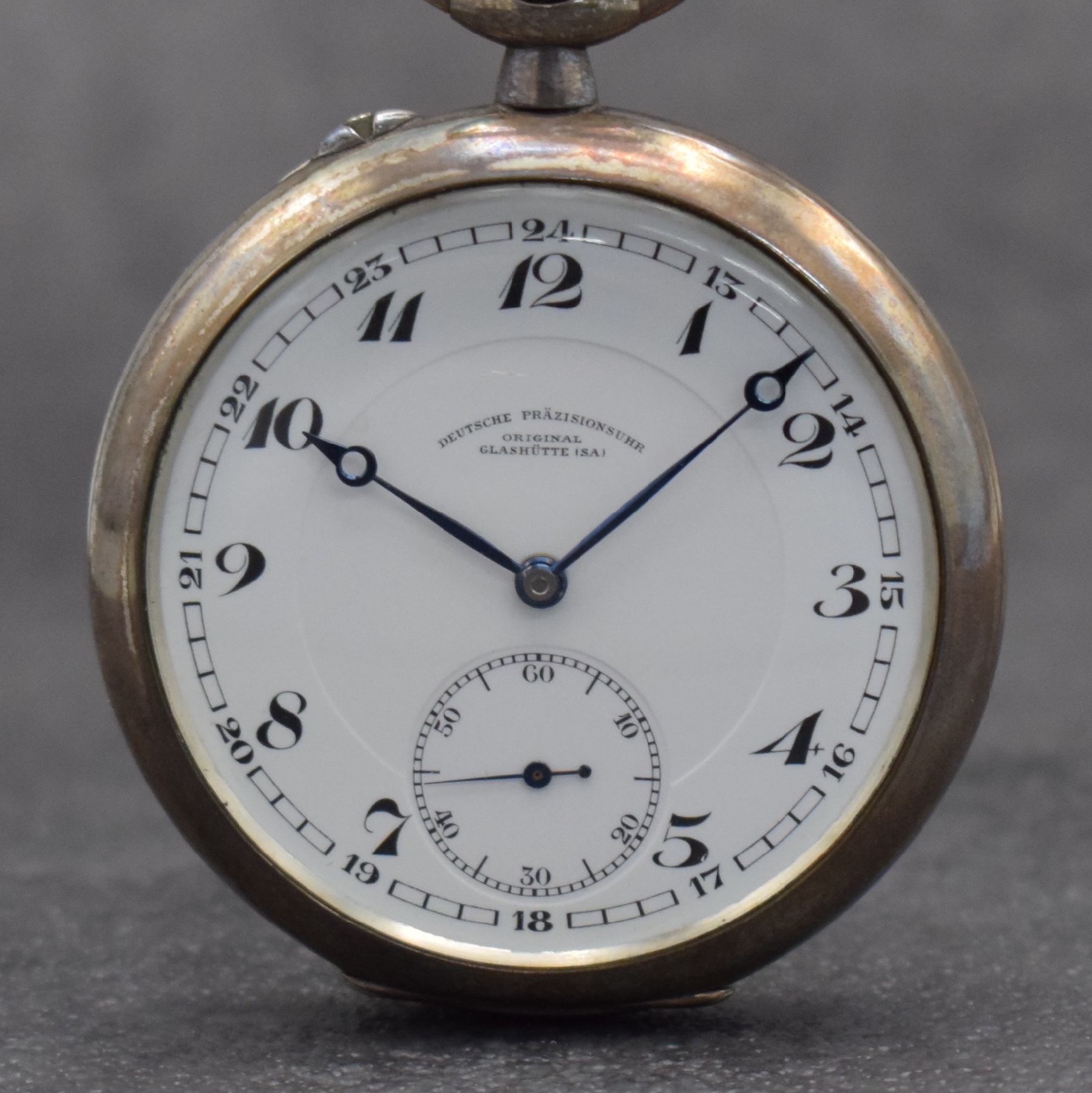 Detail a: DEUTSCHE PRÄZISIONSUHR Original Glashütte (SA) offene Taschenuhr in Silber, Deutschland um 1900, Emailzifferbl. m. arab. Zahlen, gebl. Zeiger, ...