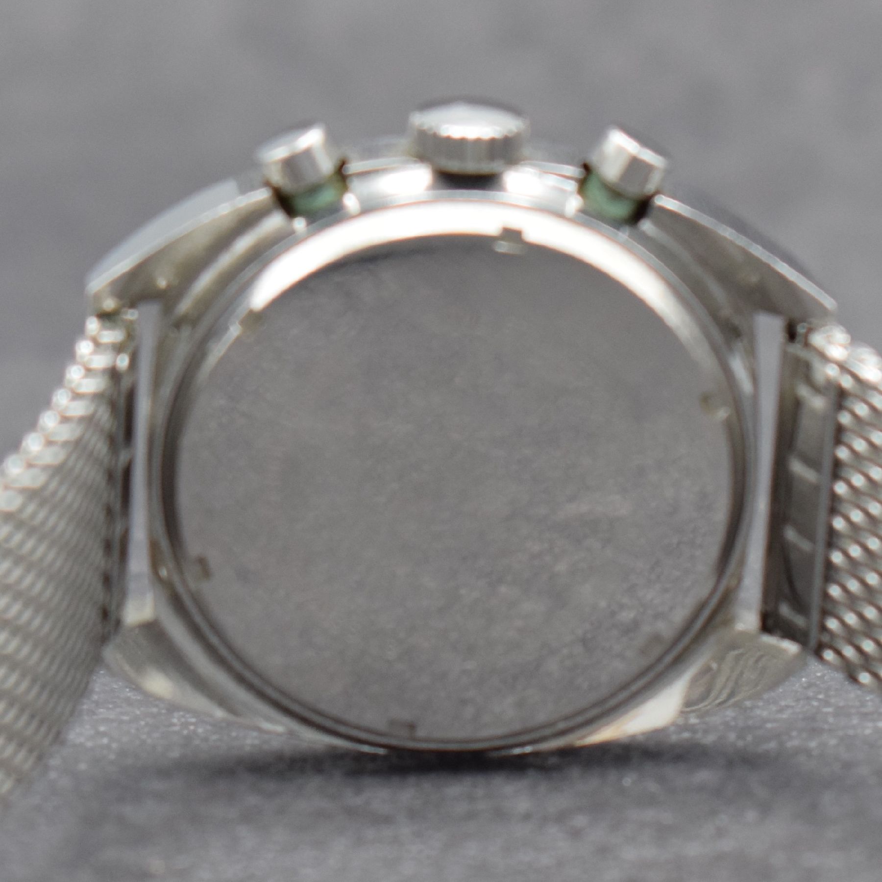 Detail e: ORIOSA Herrenarmbanduhr mit Chronograph, Schweiz um 1970, Handaufzug, massives Edelstahlgeh., Boden verschr., neutr. Stahlband, blaues Zifferbl. m. ...