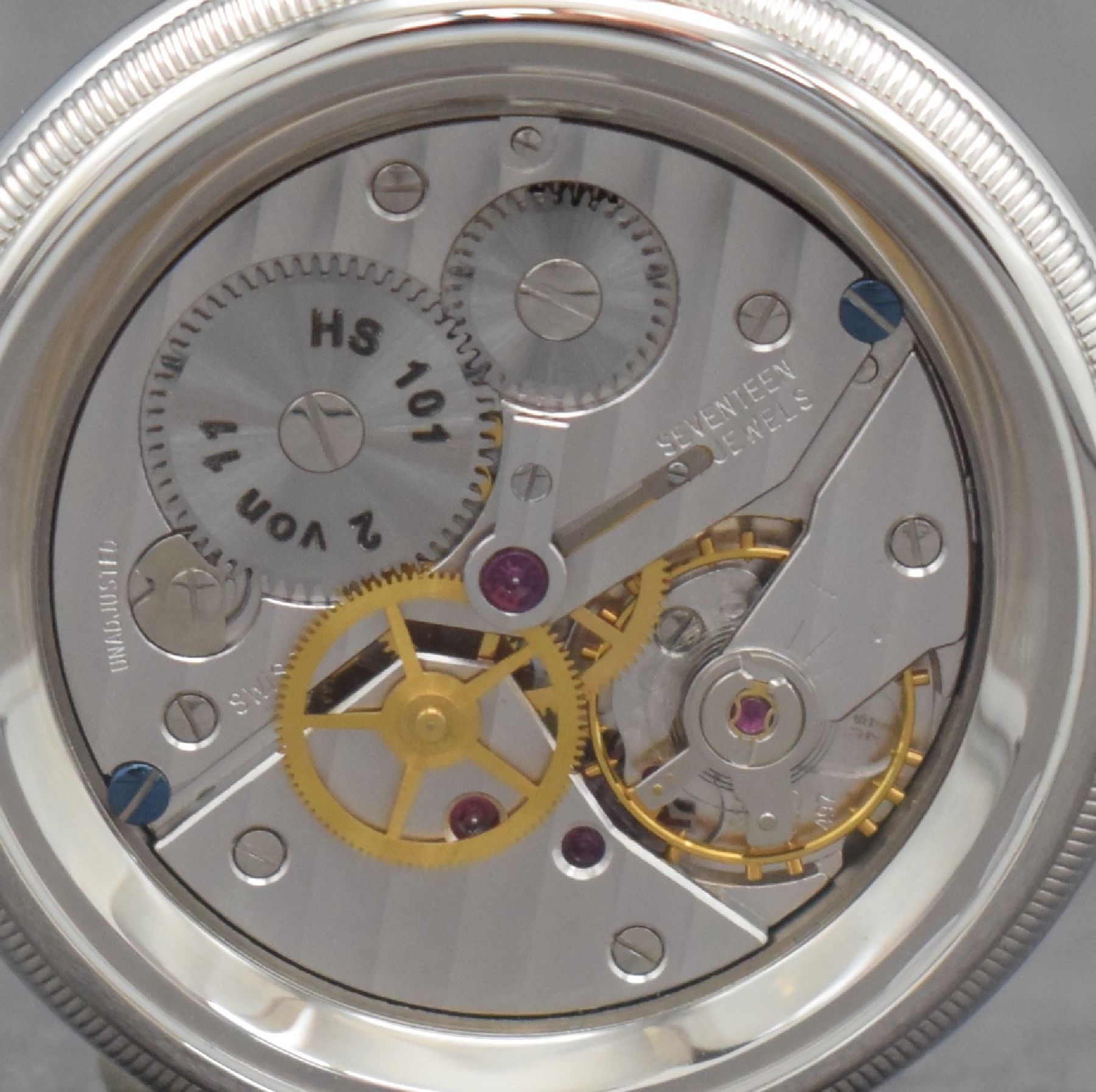 Detail d: GUINAND seltene, auf 11 Stück limitierte, offene Taschenuhr HS 101, Schweiz um 2017, hergestellt zum 101 Geburtstag von Helmut Sinn, 3-teil. Geh., ...