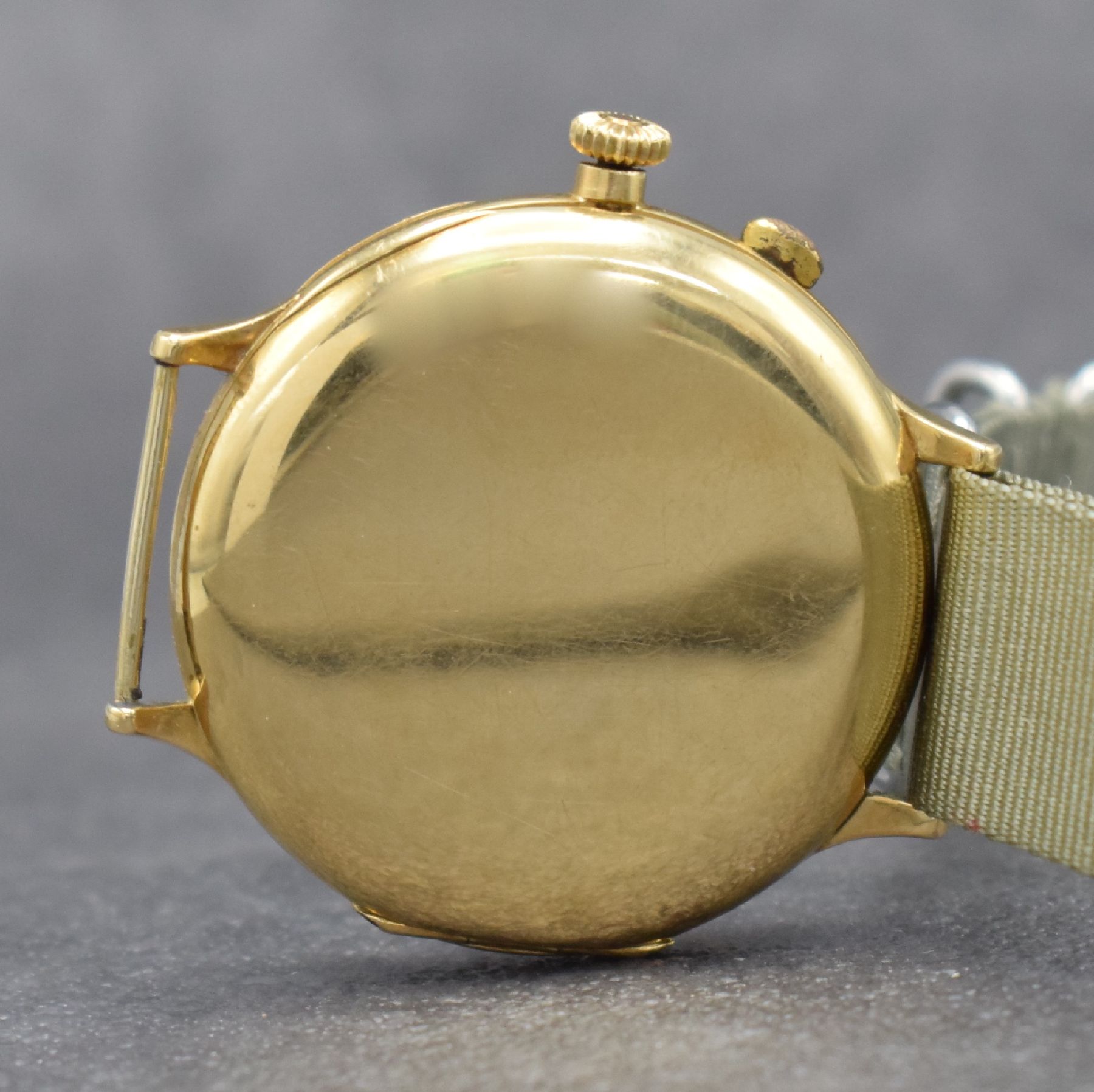 Detail f: ALPINA / Minerva Kal. 16-29 großer Schaltradchronograph in GG 750/000, Schweiz um 1934, Handaufzug, Scharniergeh., Lünette m. Widmungsgravur, ...