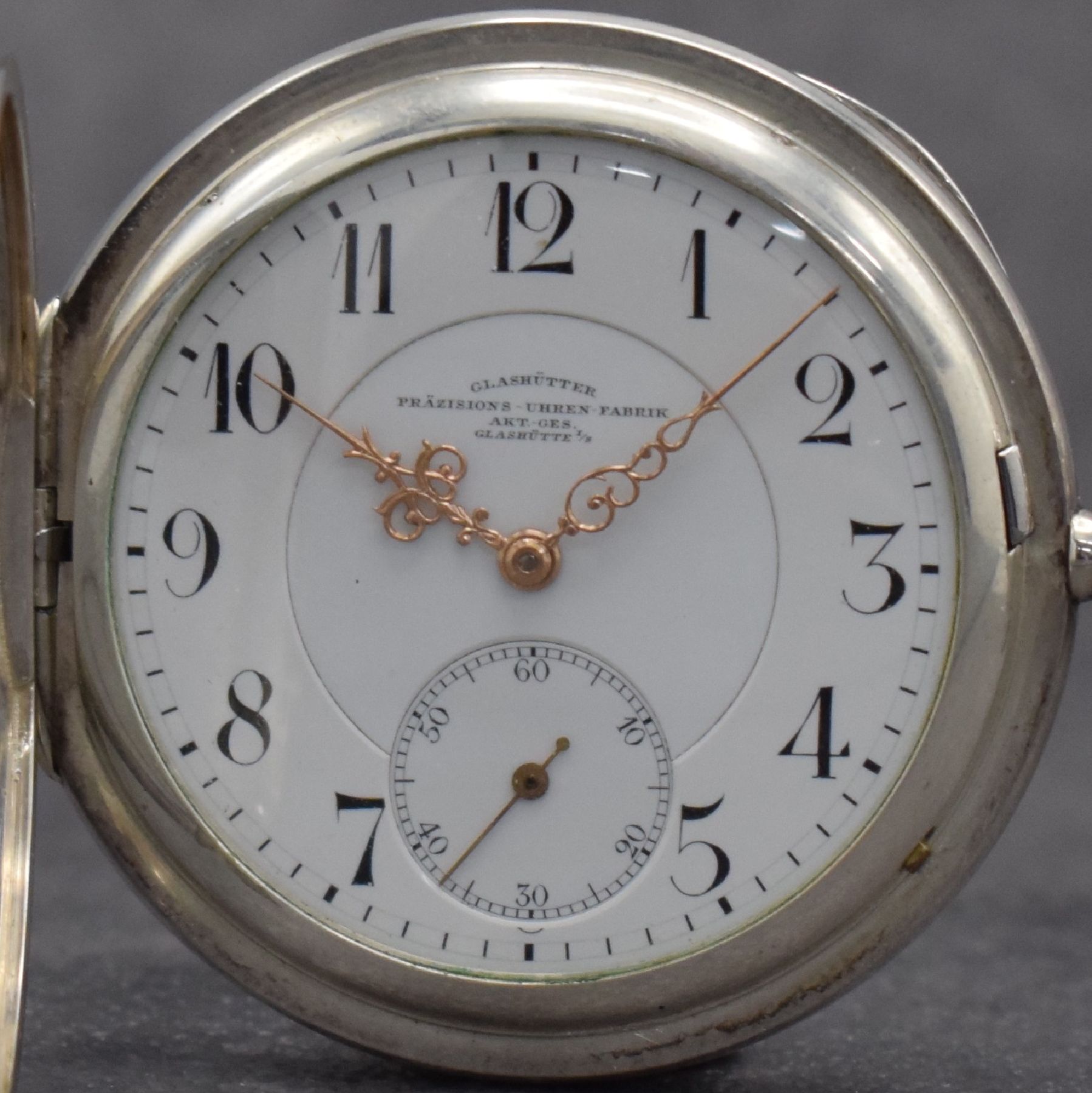 Detail a: GLASHÜTTER PRÄZISIONS-UHREN-FABRIK Akt.-Ges. Glashütte I/S Savonette, Deutschland um 1910, glattes Silbergeh., Sprungdeckel m. Monogramm, 3-teil. ...