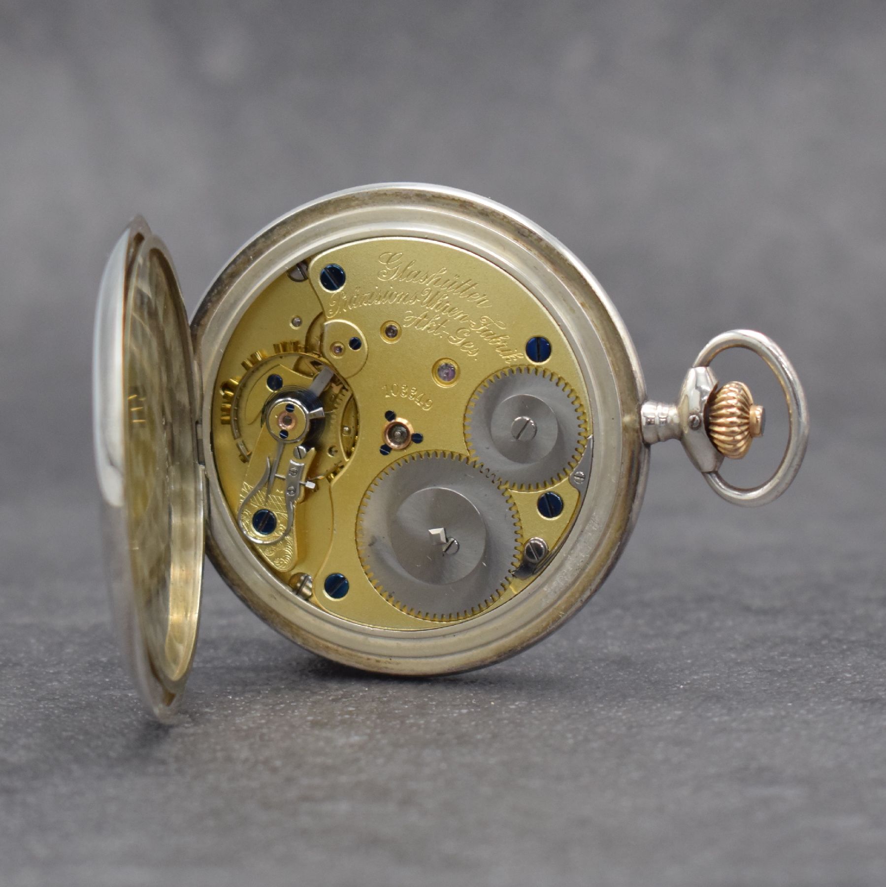 Detail d: GLASHÜTTER PRÄZISIONS-UHREN-FABRIK Akt.-Ges. Glashütte I/S Savonette, Deutschland um 1910, glattes Silbergeh., Sprungdeckel m. Monogramm, 3-teil. ...