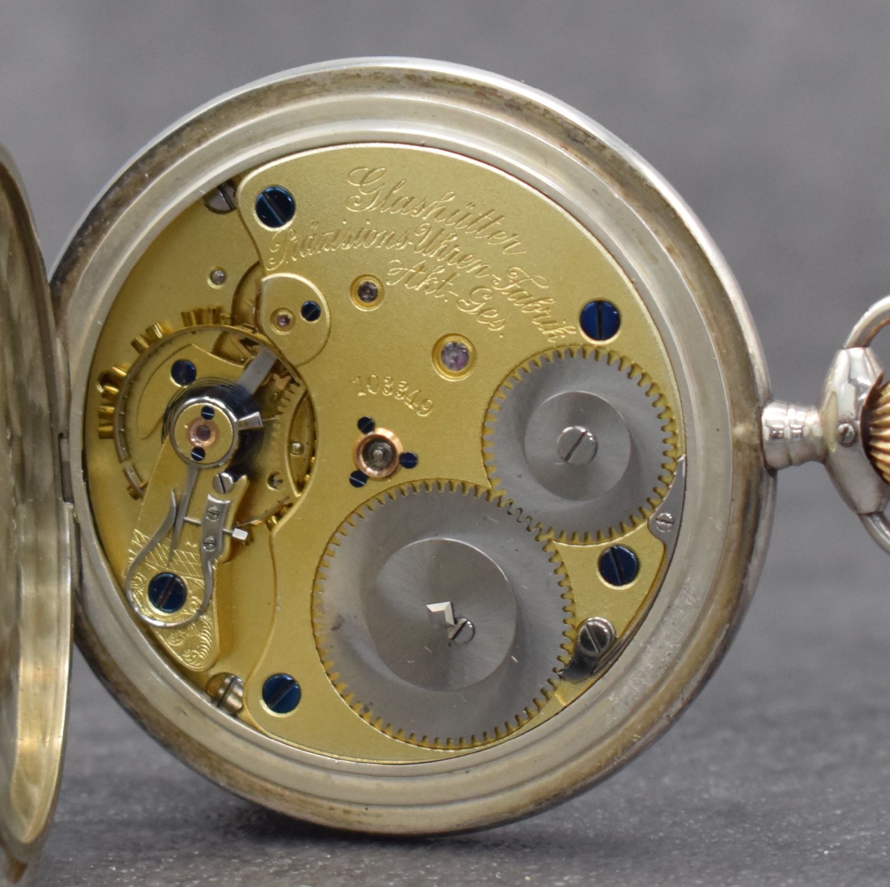 Detail e: GLASHÜTTER PRÄZISIONS-UHREN-FABRIK Akt.-Ges. Glashütte I/S Savonette, Deutschland um 1910, glattes Silbergeh., Sprungdeckel m. Monogramm, 3-teil. ...