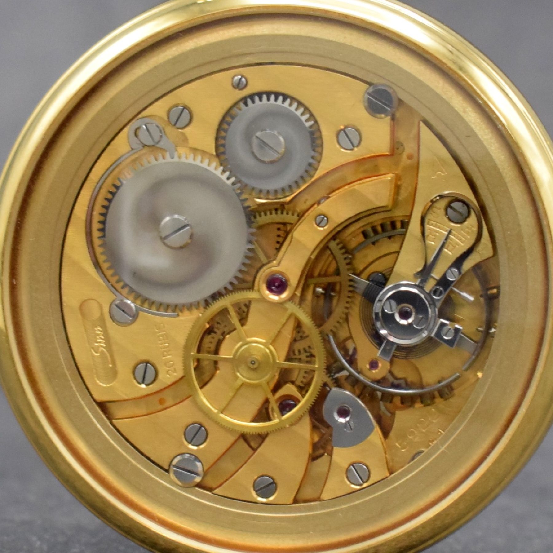 Detail c: SINN seltene B-Uhr Double Face, Deutschland 1990er Jahre, verg. Metallgeh. beids. vergl., gold. Zifferbl. m. röm. Std., gebl. Zeiger, Anz. v. Std., ...