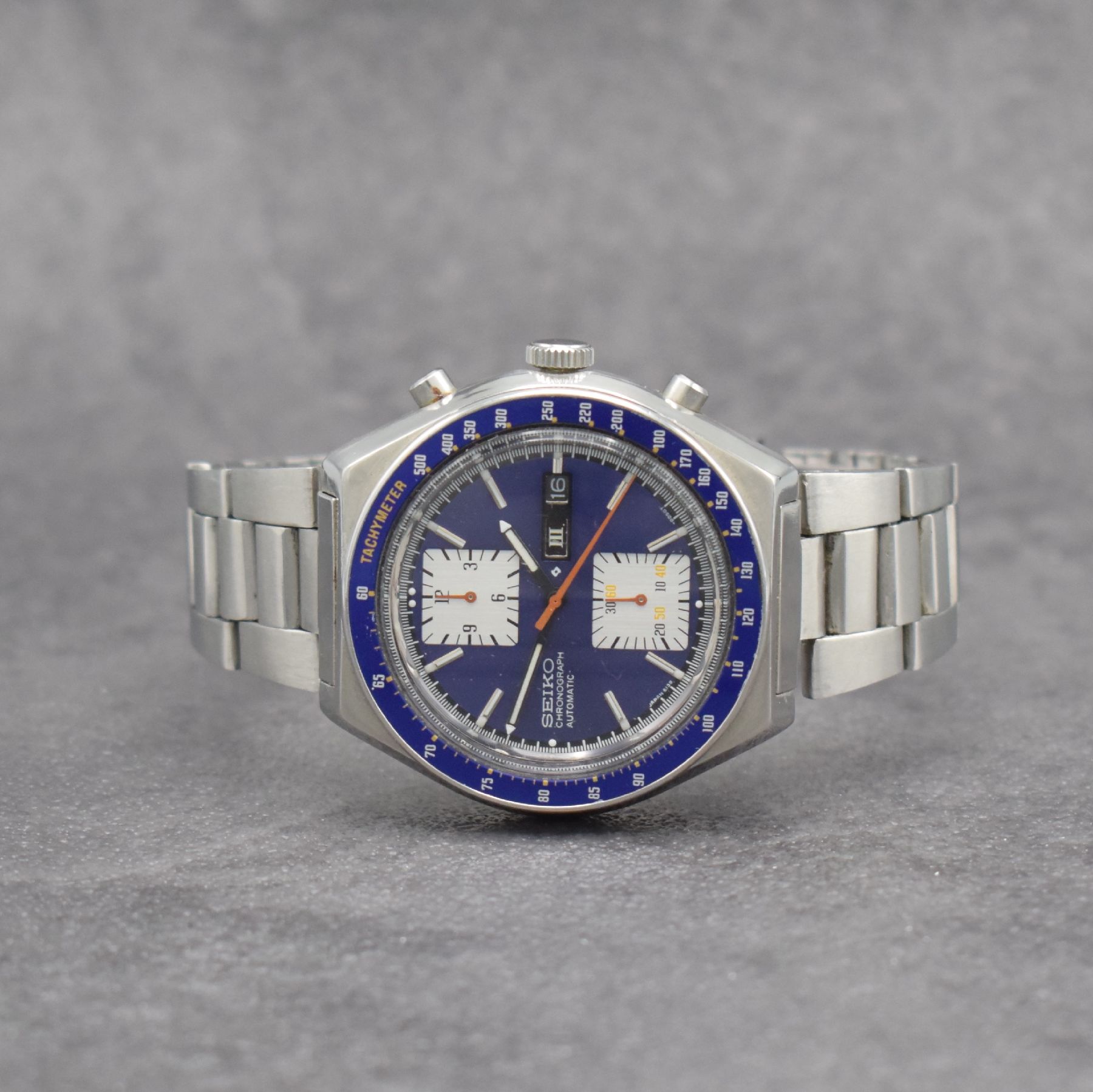 SEIKO Herrenarmbanduhr mit Chronograph Ref. 6138-0030, Japan um 1970, Automatik, massiv. Edelstahlgeh. inkl. orig. Gliederband m. Faltschl., Boden ...