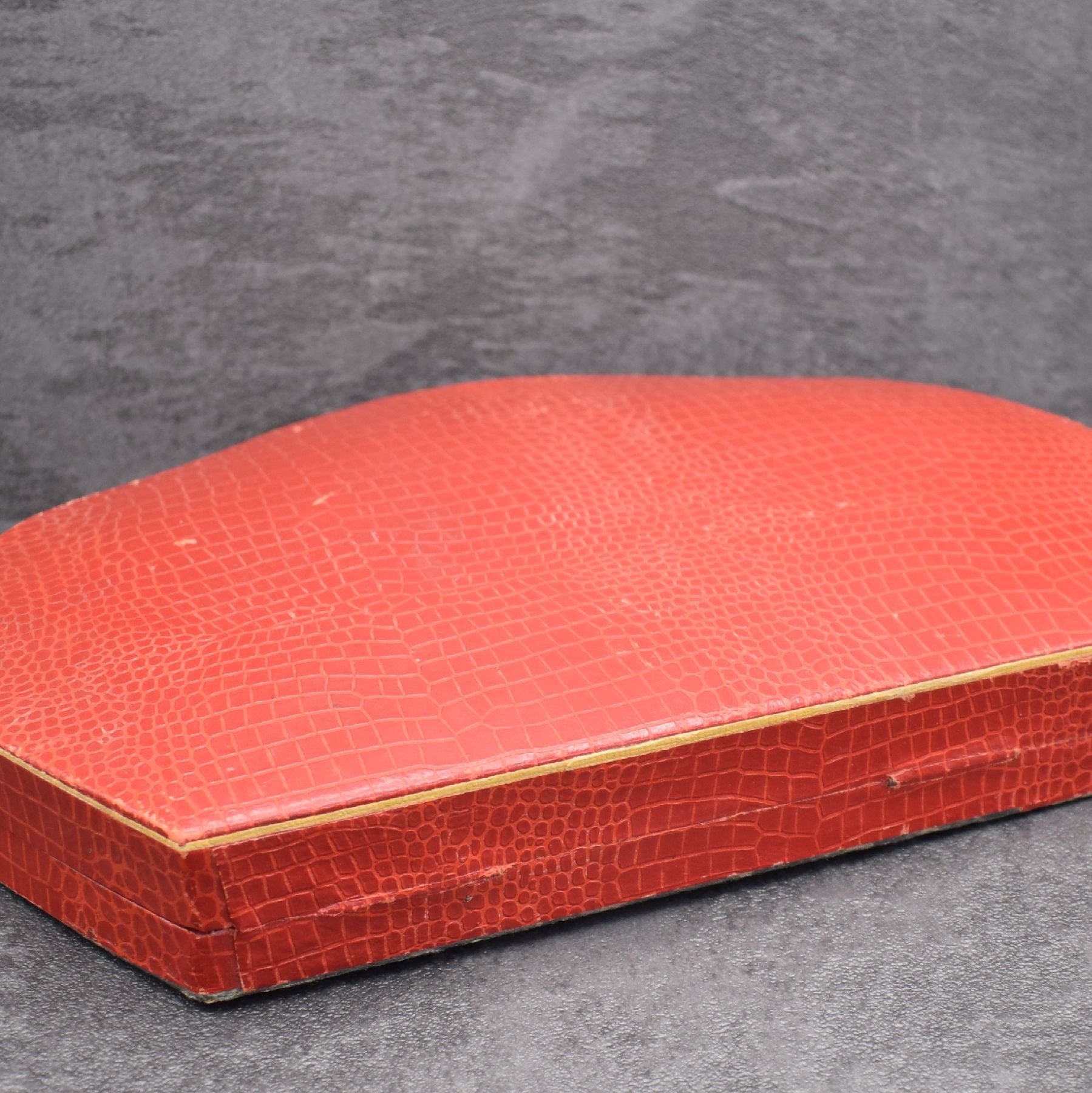 Detail h: KARL W. HÖHNEL Glashütte Uhrenfabrik großes prunkvolles Präsentations-Etui für Uhren, Deutschland um 1940, M. ca. 31 x 21,5 x 4 cm, guter ...
