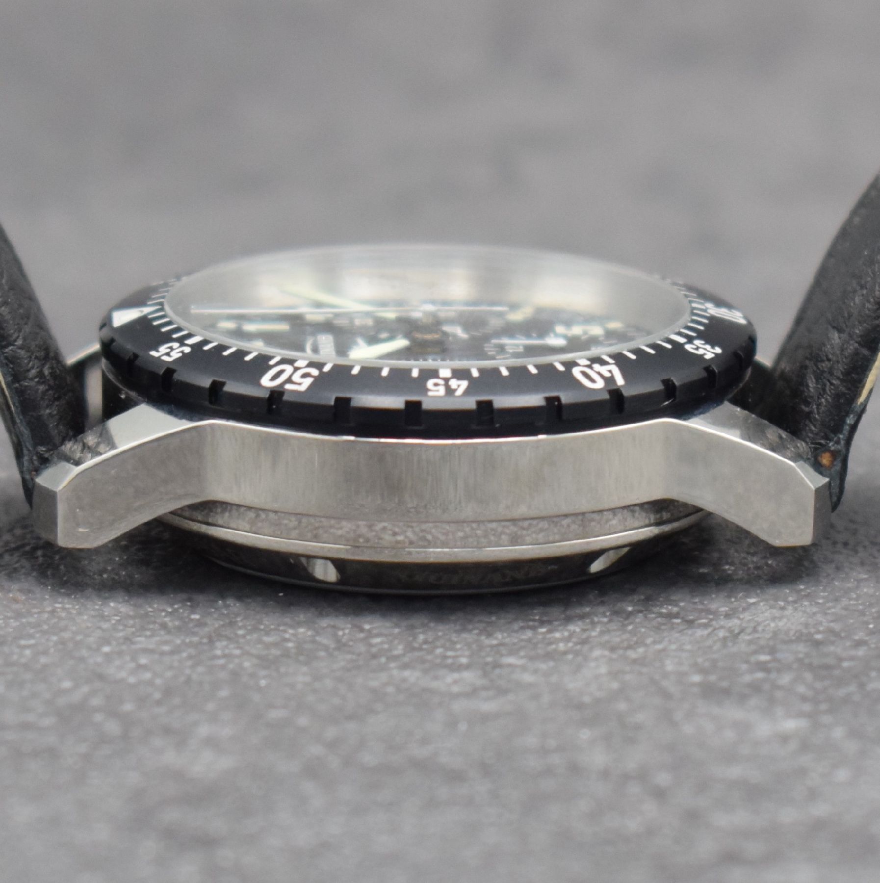 Detail d: GUINAND seltener Armbandchronograph, Automatik, Deutschland um 2018, auf 102 Stück limitiertes Sondermodell in Edelstahl inkl. orig. Lederband m. ...