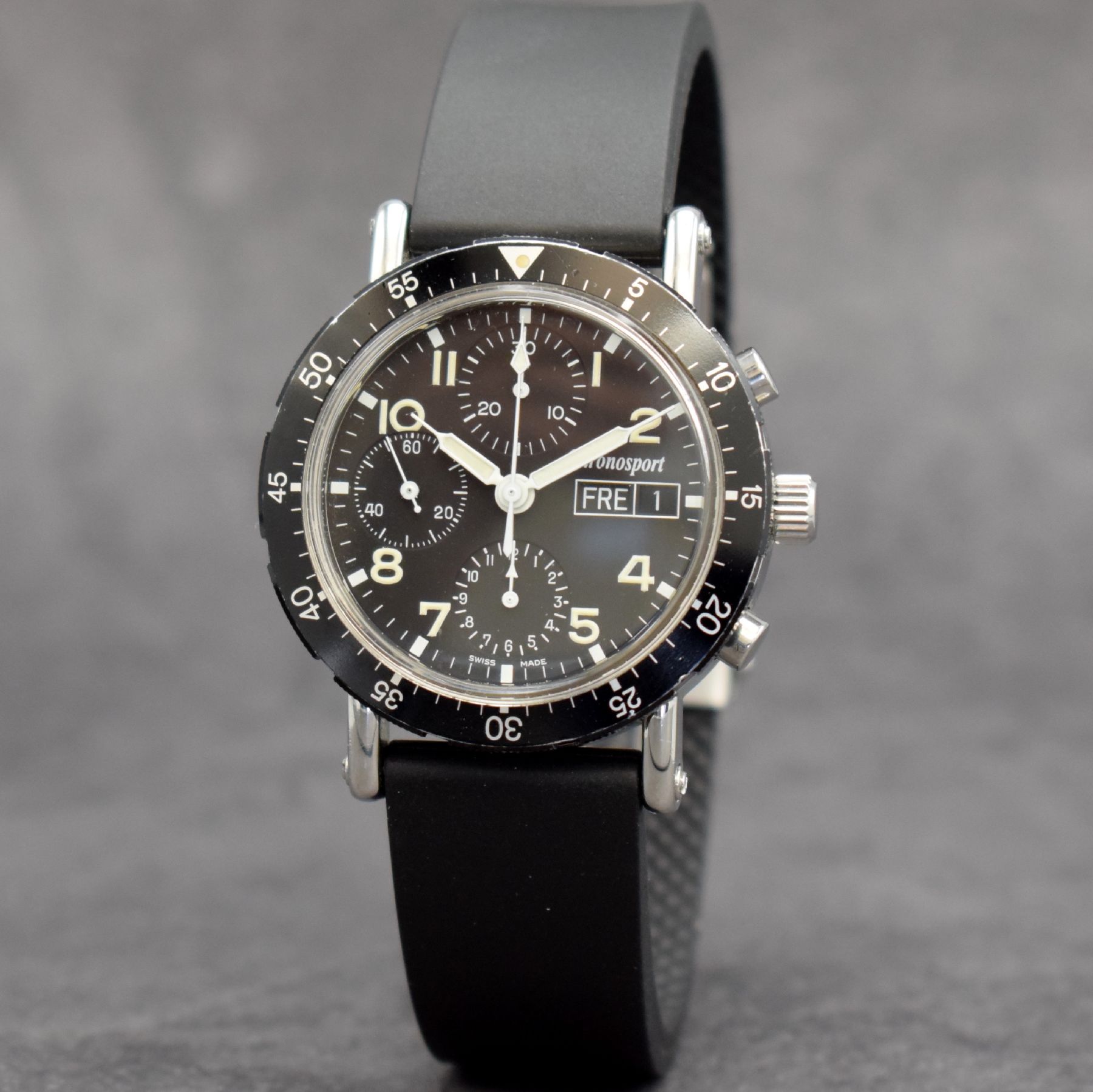 Detail b: CHRONOSPORT Armbandchronograph, Automatik, Schweiz um 2010, Ref. 78350, Edelstahlgeh. inkl. neutr. Kautschukband m. Faltschl., Boden & Krone ...