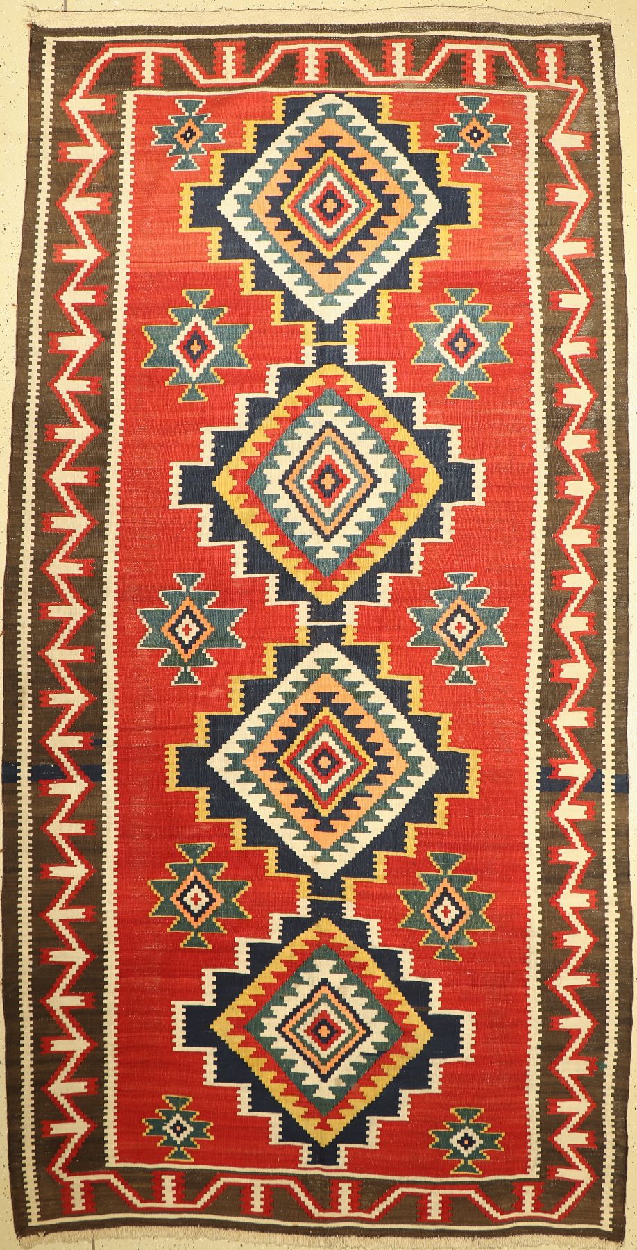 Schirwan Kelim, Kaukasus, um 1930, Wolle auf Wolle, ca. 338 x 170 cm, EHZ: 2