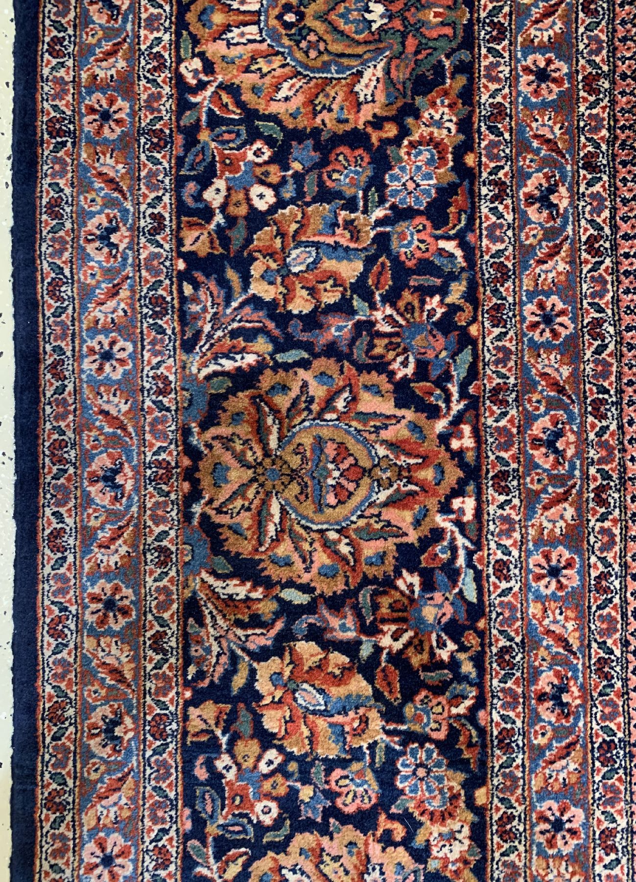 Detail c: Feiner Kork Keschan, Persien, um 1940, Korkwolle geknüpft auf Baumwolle, ca. 356 x 274 cm, EHZ: 2(guter Zustand)